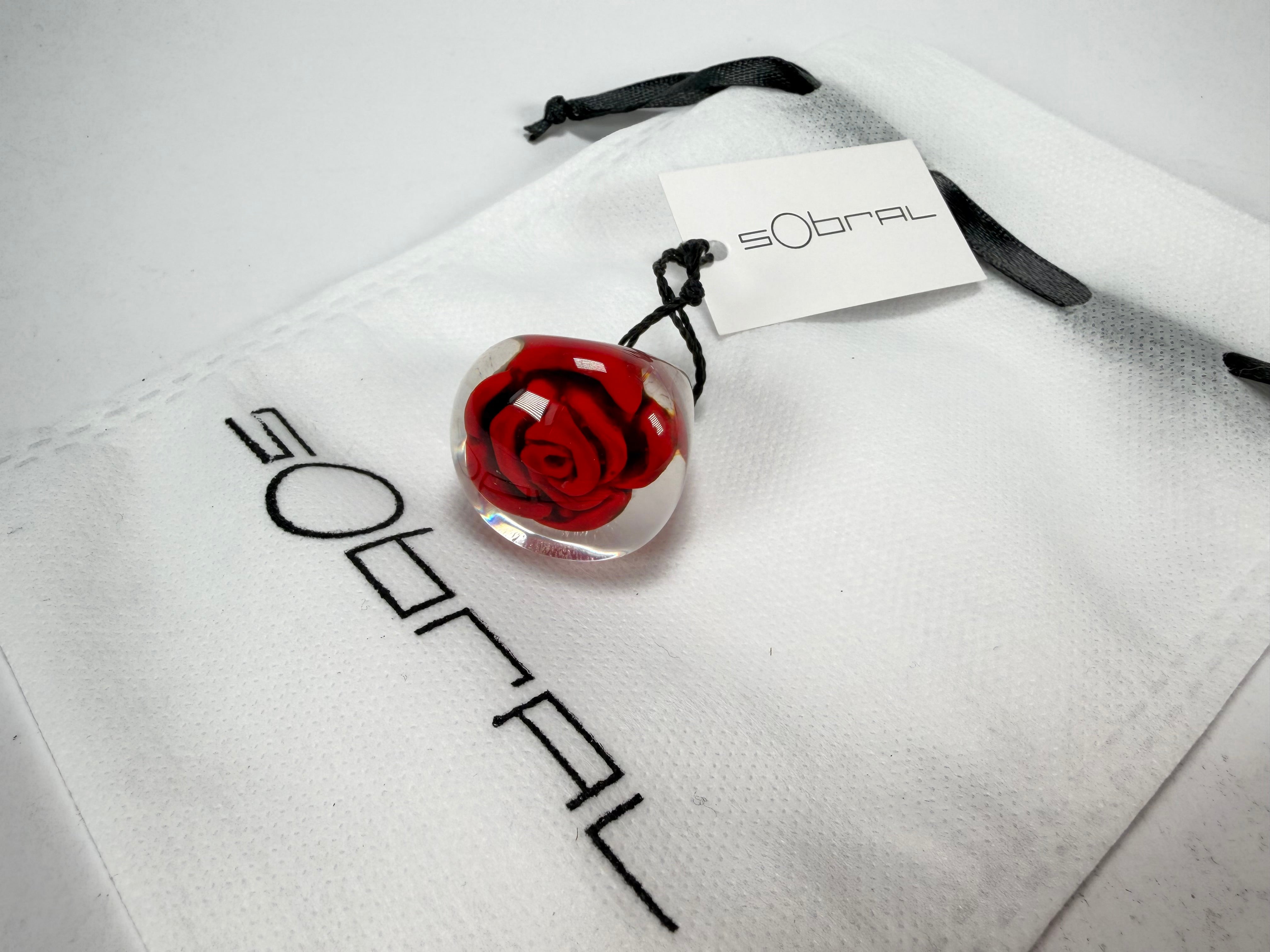 Sobral - Roses "Dukat Inteiro" Resin Ring ( 003852 ) - Size UK Q / US 8