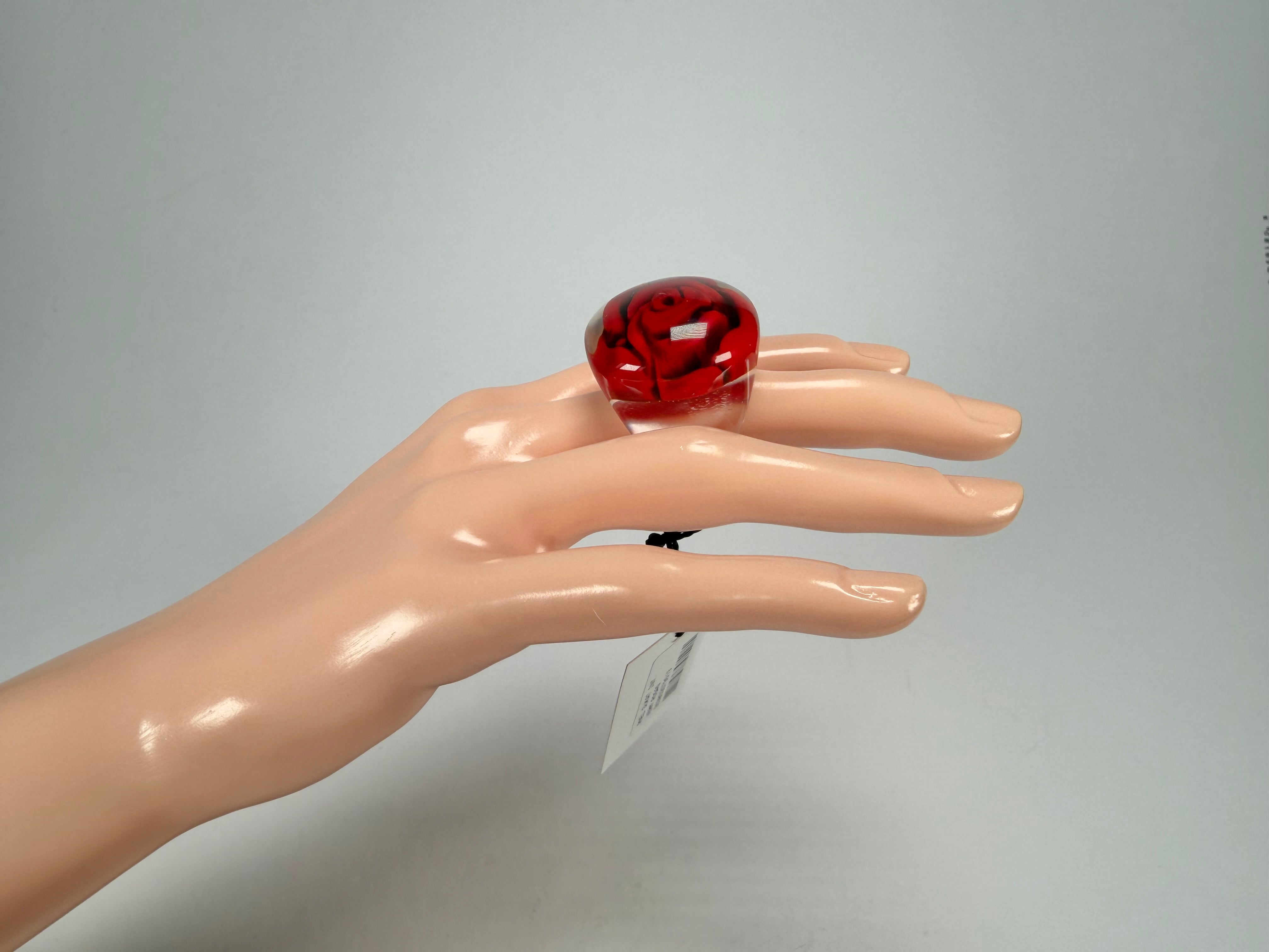 Sobral - Roses "Dukat Inteiro" Resin Ring ( 003852 ) - Size UK Q / US 8