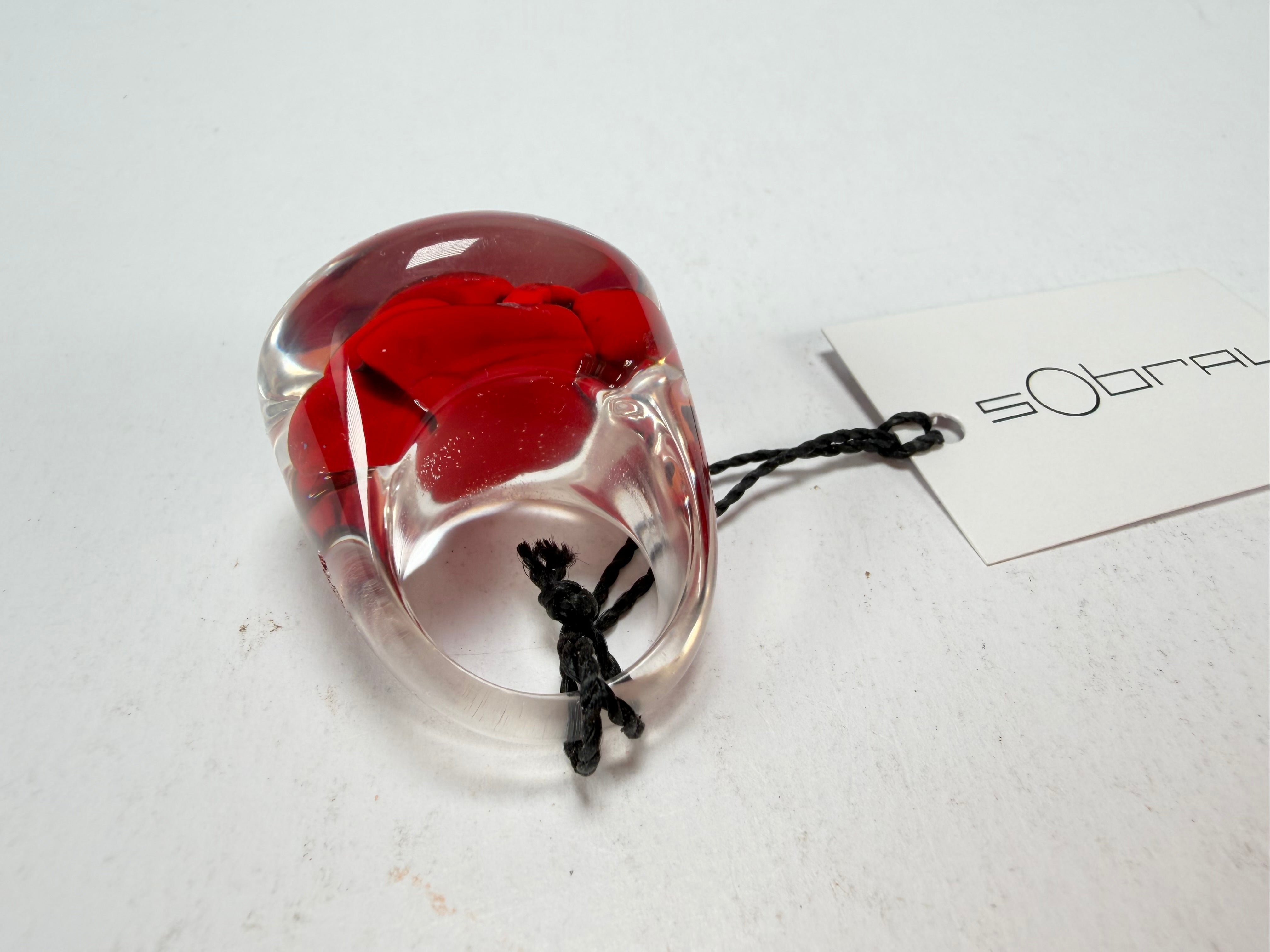 Sobral - Roses "Dukat Inteiro" Resin Ring ( 003852 ) - Size UK Q / US 8