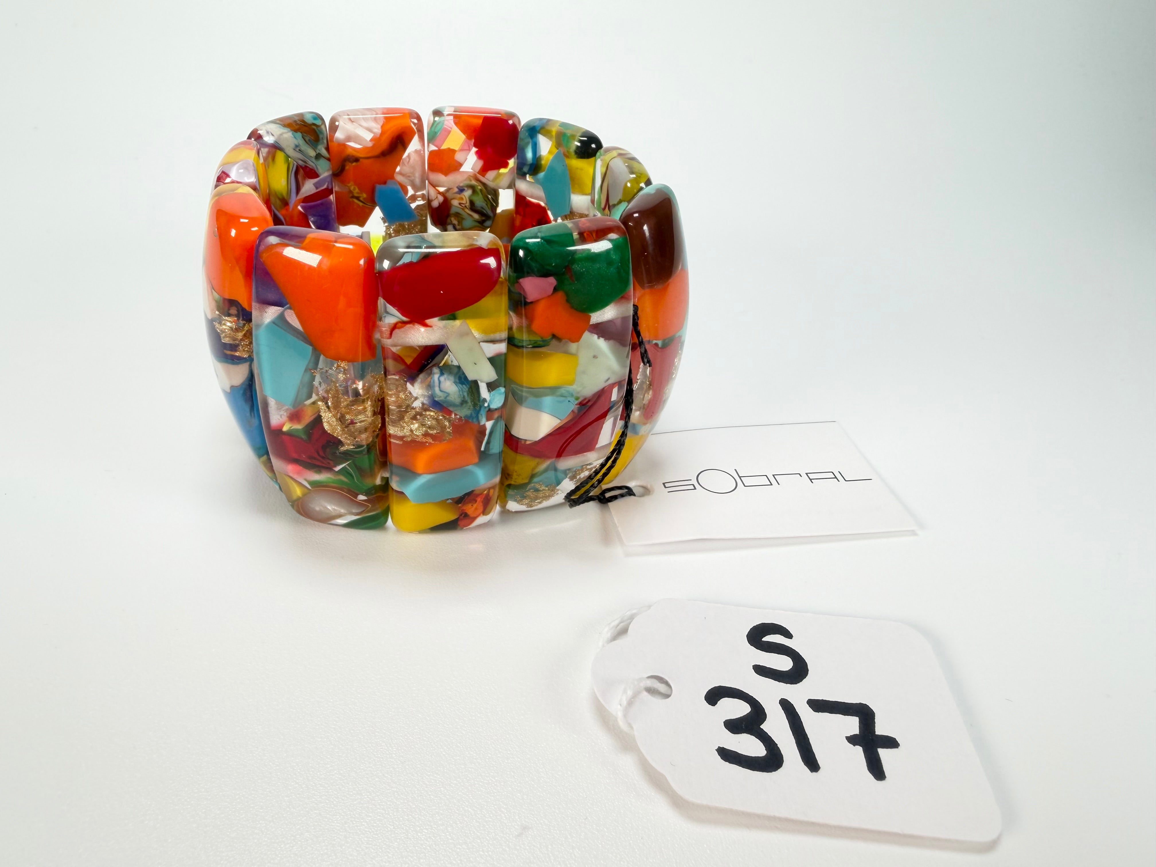 Sobral - Past Present "Sao Conrado" Elasticated Resin Bracelet ( 003283 )