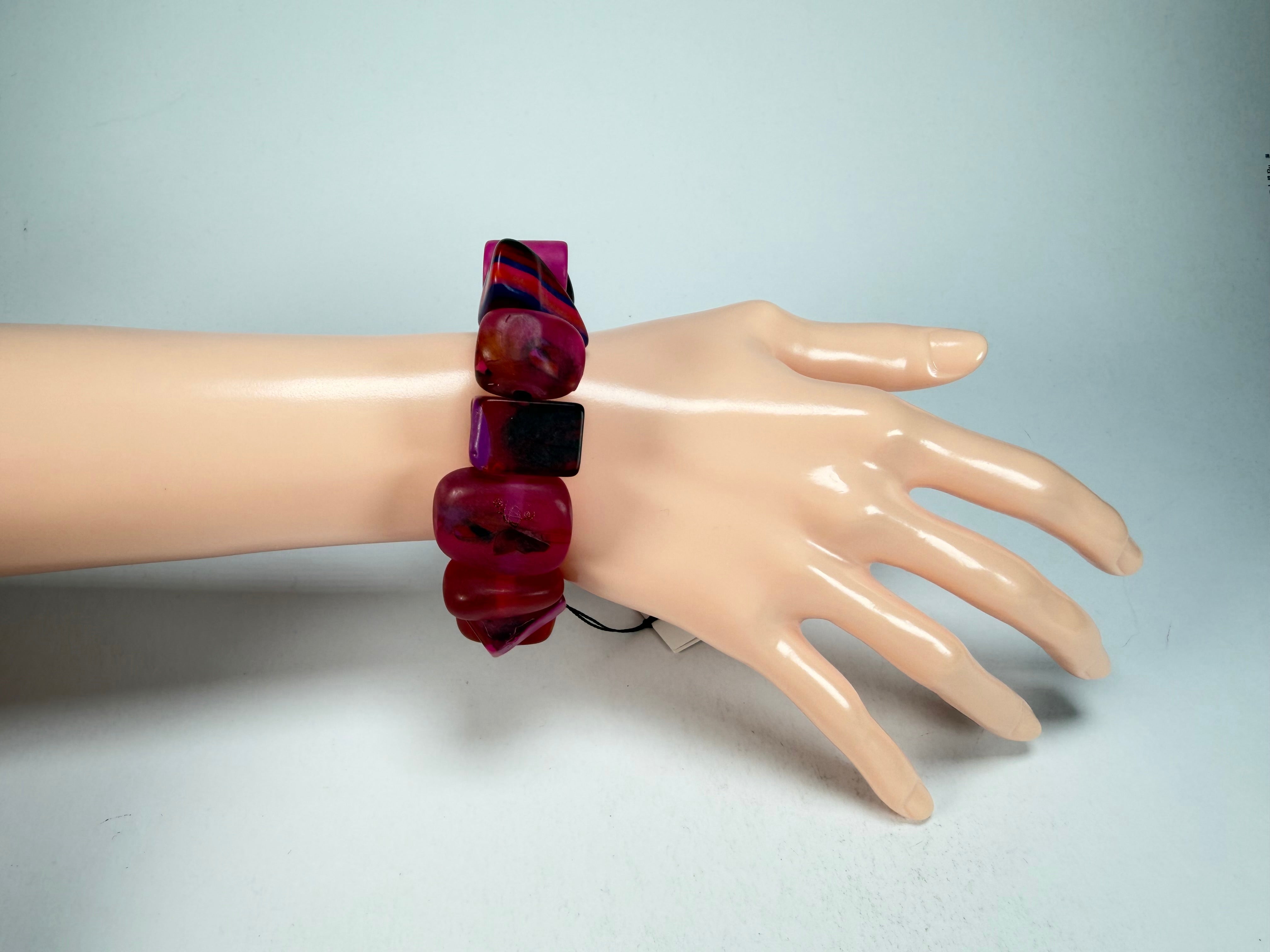 Sobral - Indiana "Cereja" Pink Elasticated Resin Bracelet ( 000210 )