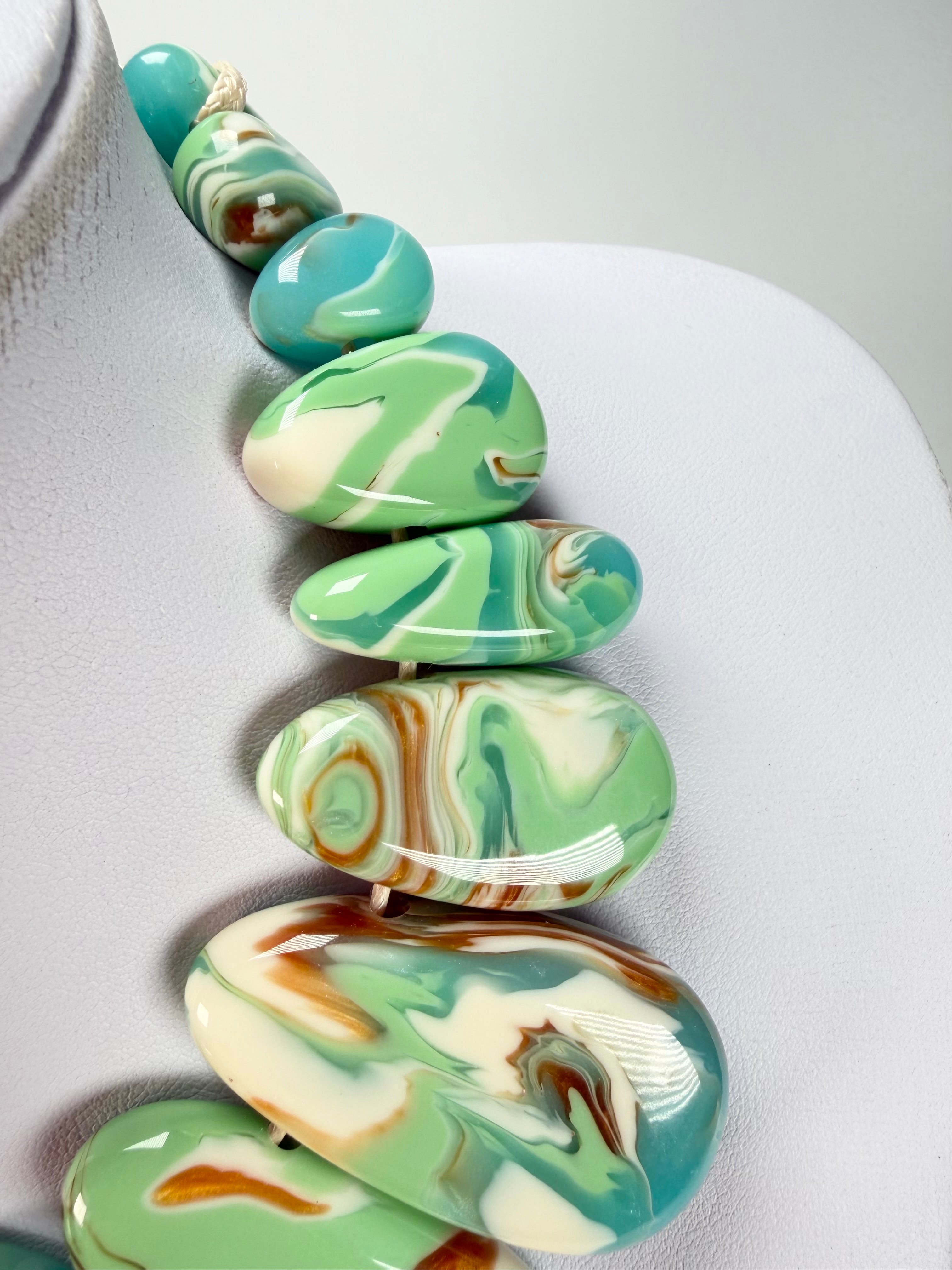 Sobral - Eteria "Marou" Resin Necklace ( 005422 )