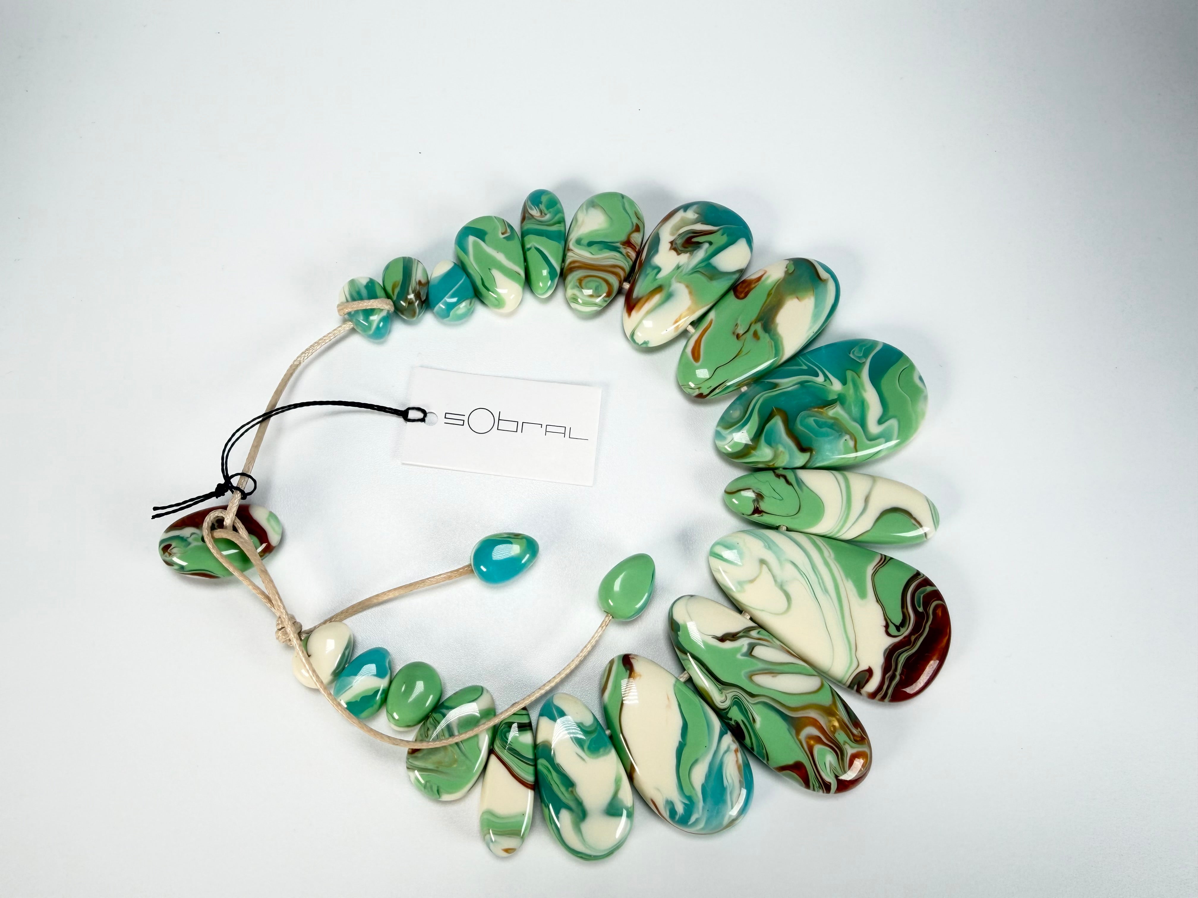 Sobral - Eteria "Marou" Resin Necklace ( 005422 )