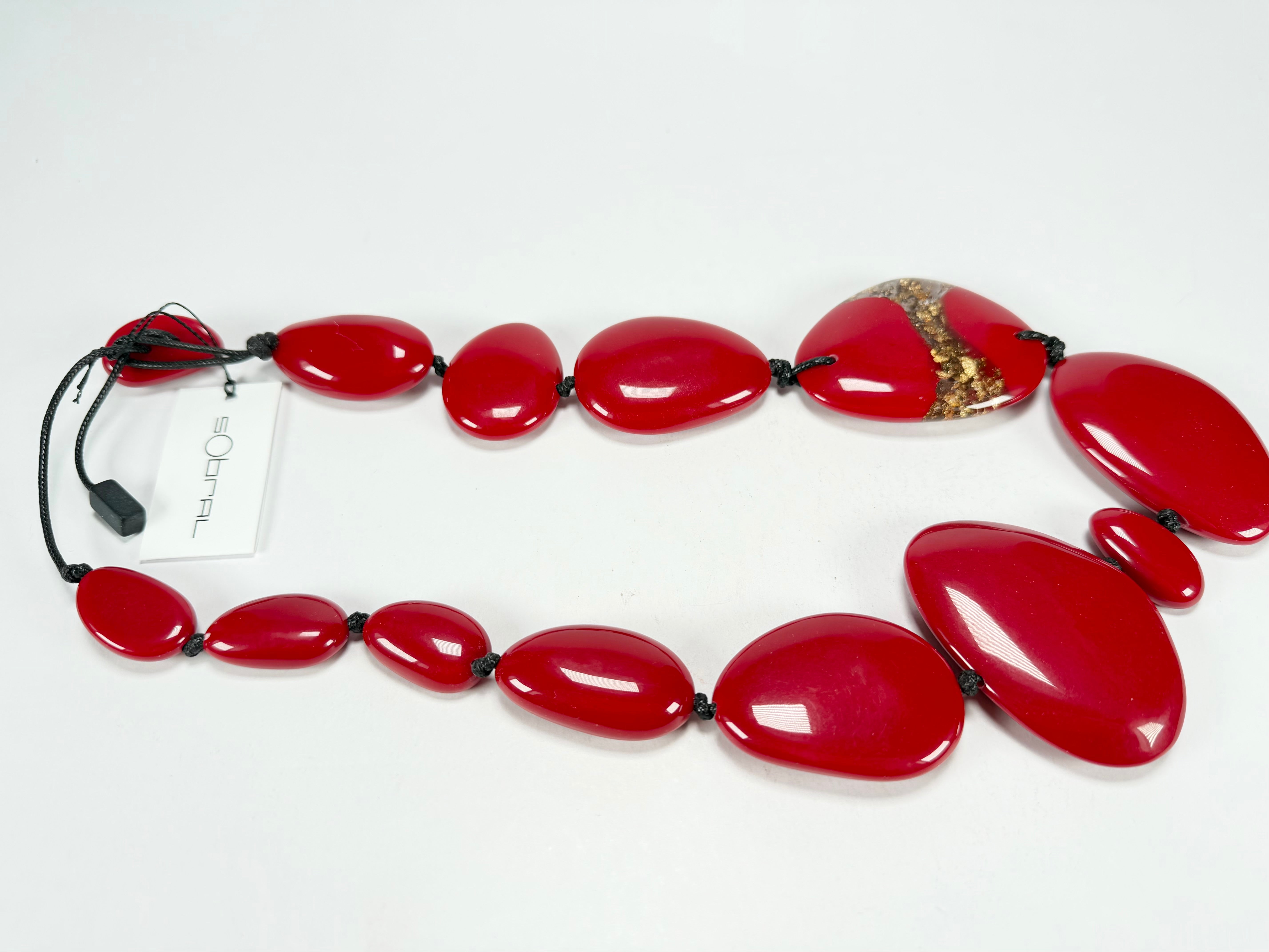 Sobral - Metalique Orlando "Carcassonne" Red Resin Necklace ( 004241 )