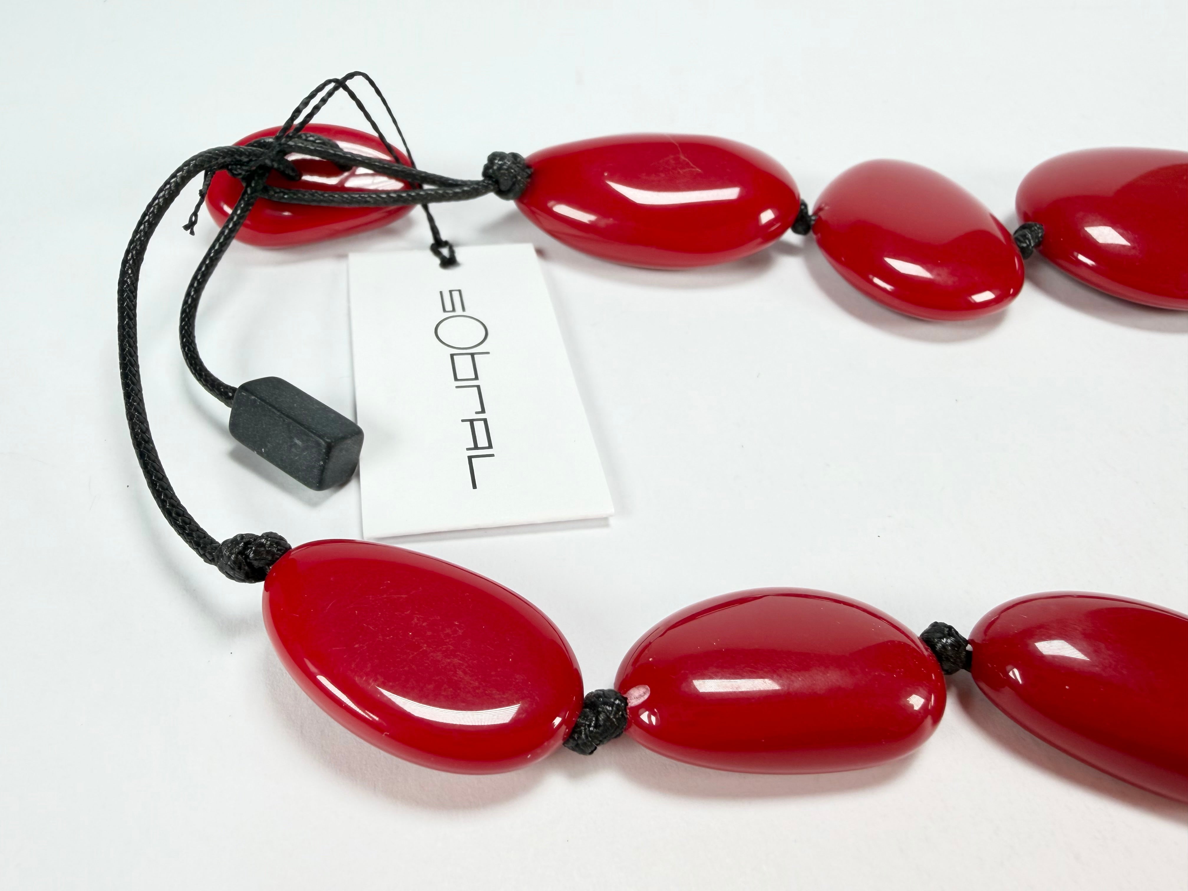 Sobral - Metalique Orlando "Carcassonne" Red Resin Necklace ( 004241 )