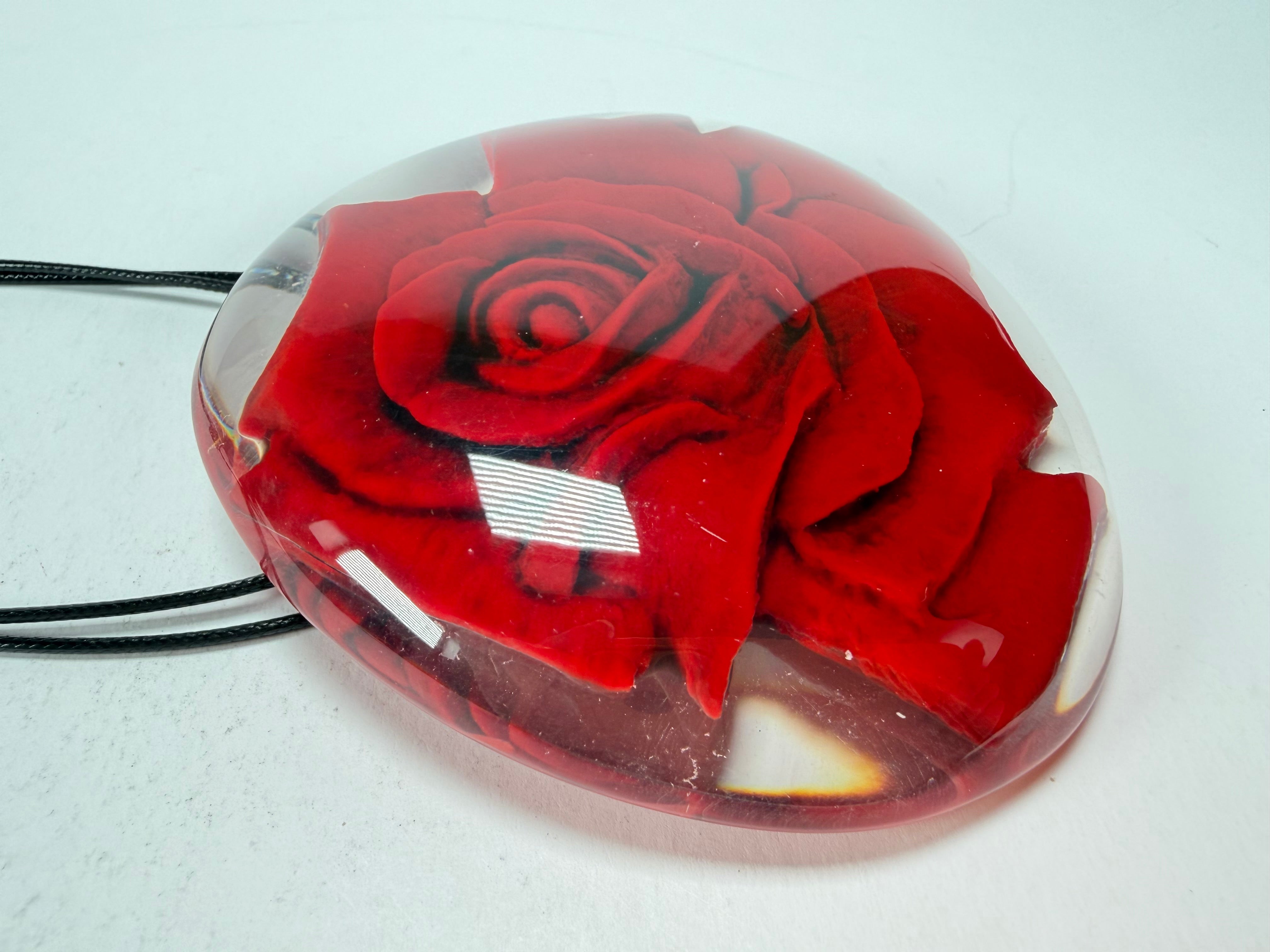Sobral - Roses "WOW" Resin Necklace ( 003847 )
