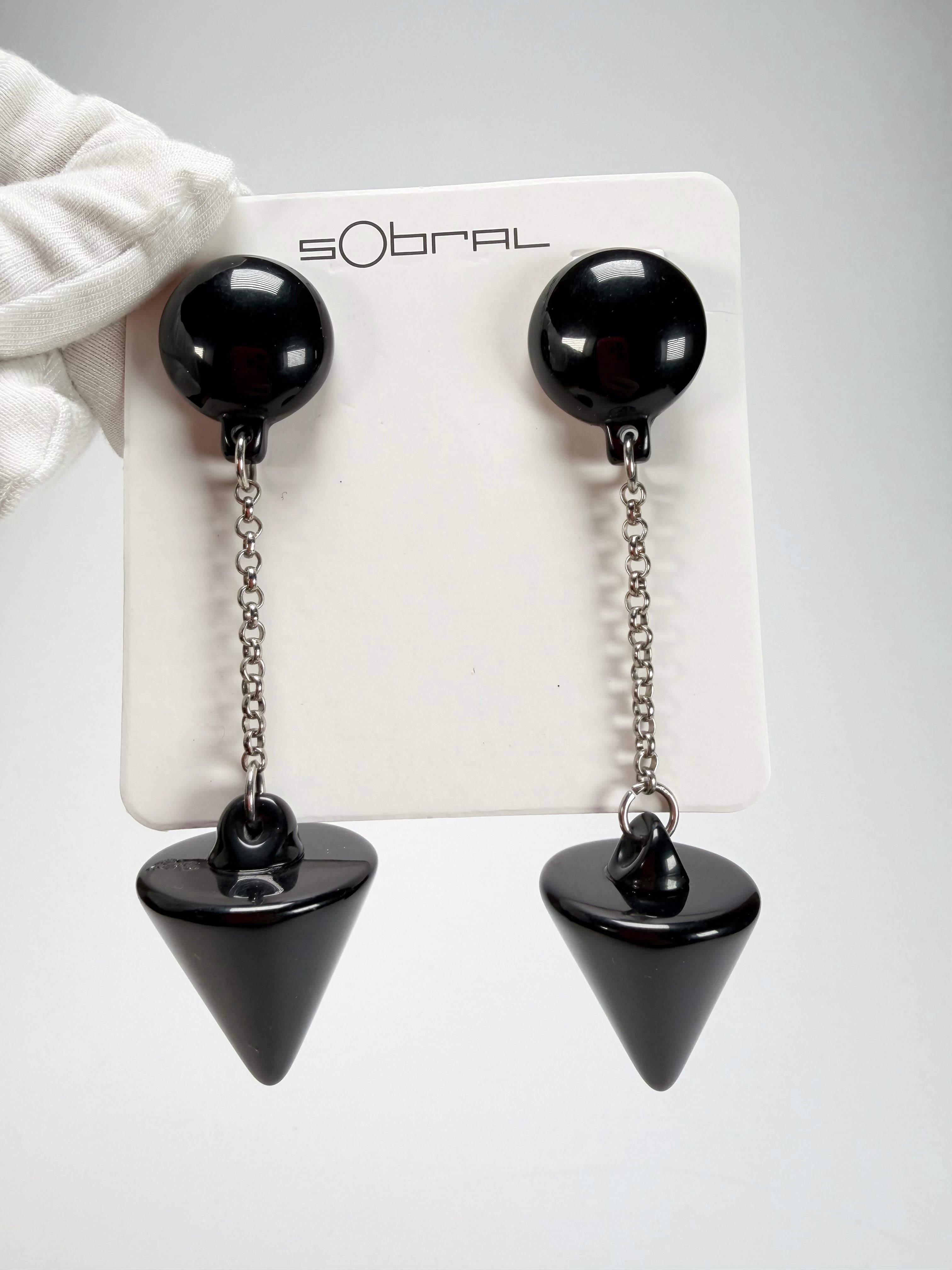 Sobral - Mix 2023 "MD KL" Black Cones Resin Earrings ( 005370 )