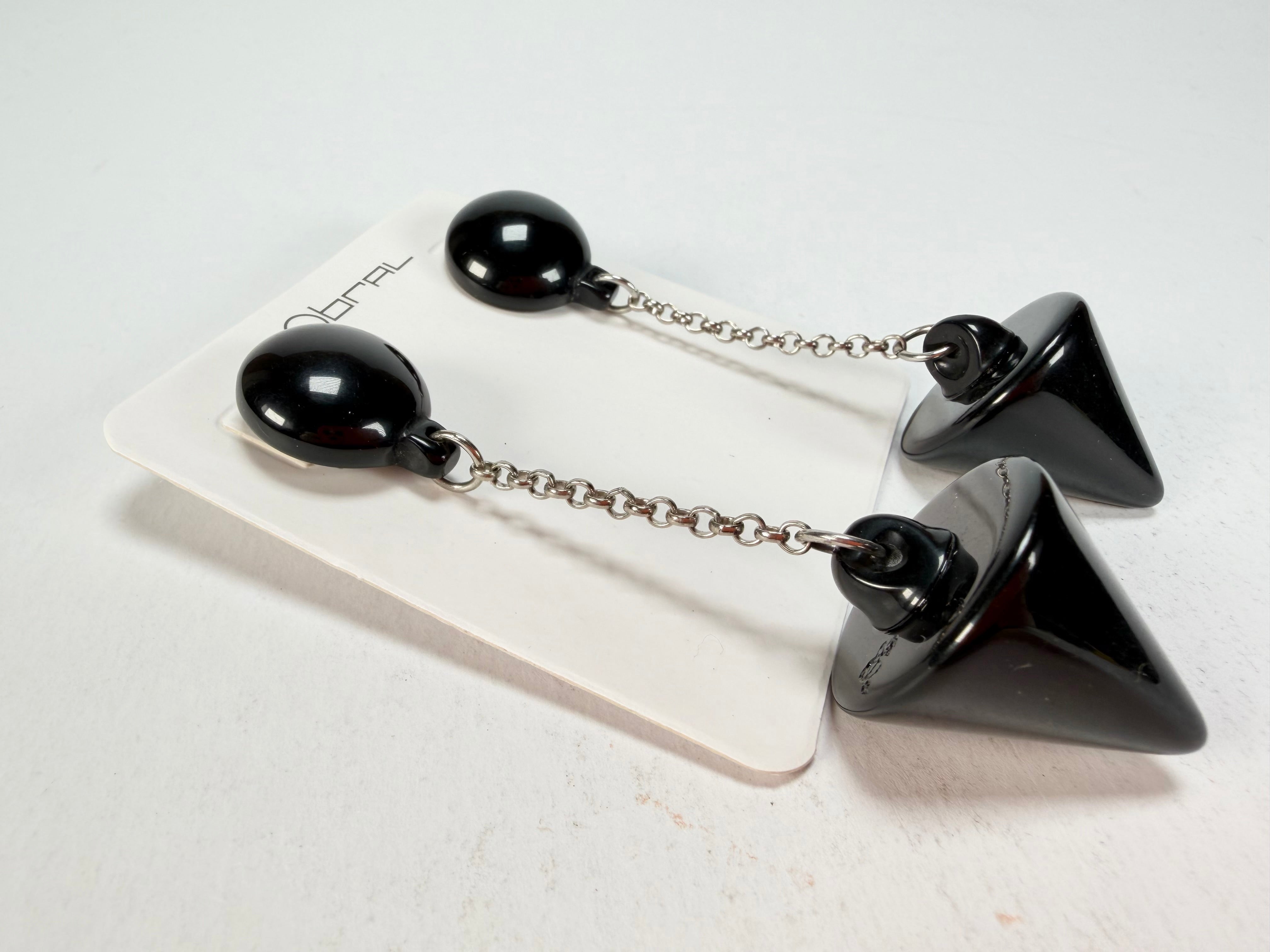 Sobral - Mix 2023 "MD KL" Black Cones Resin Earrings ( 005370 )