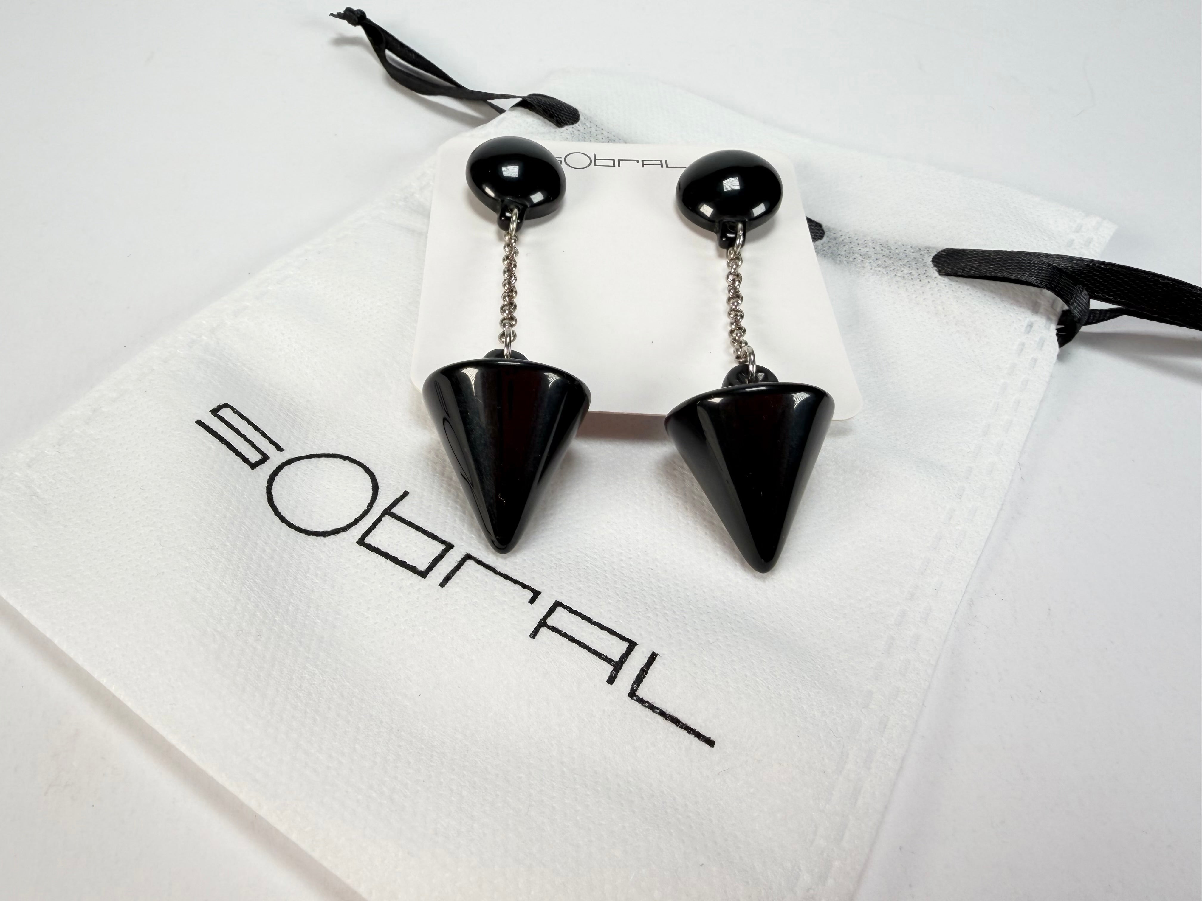 Sobral - Mix 2023 "MD KL" Black Cones Resin Earrings ( 005370 )