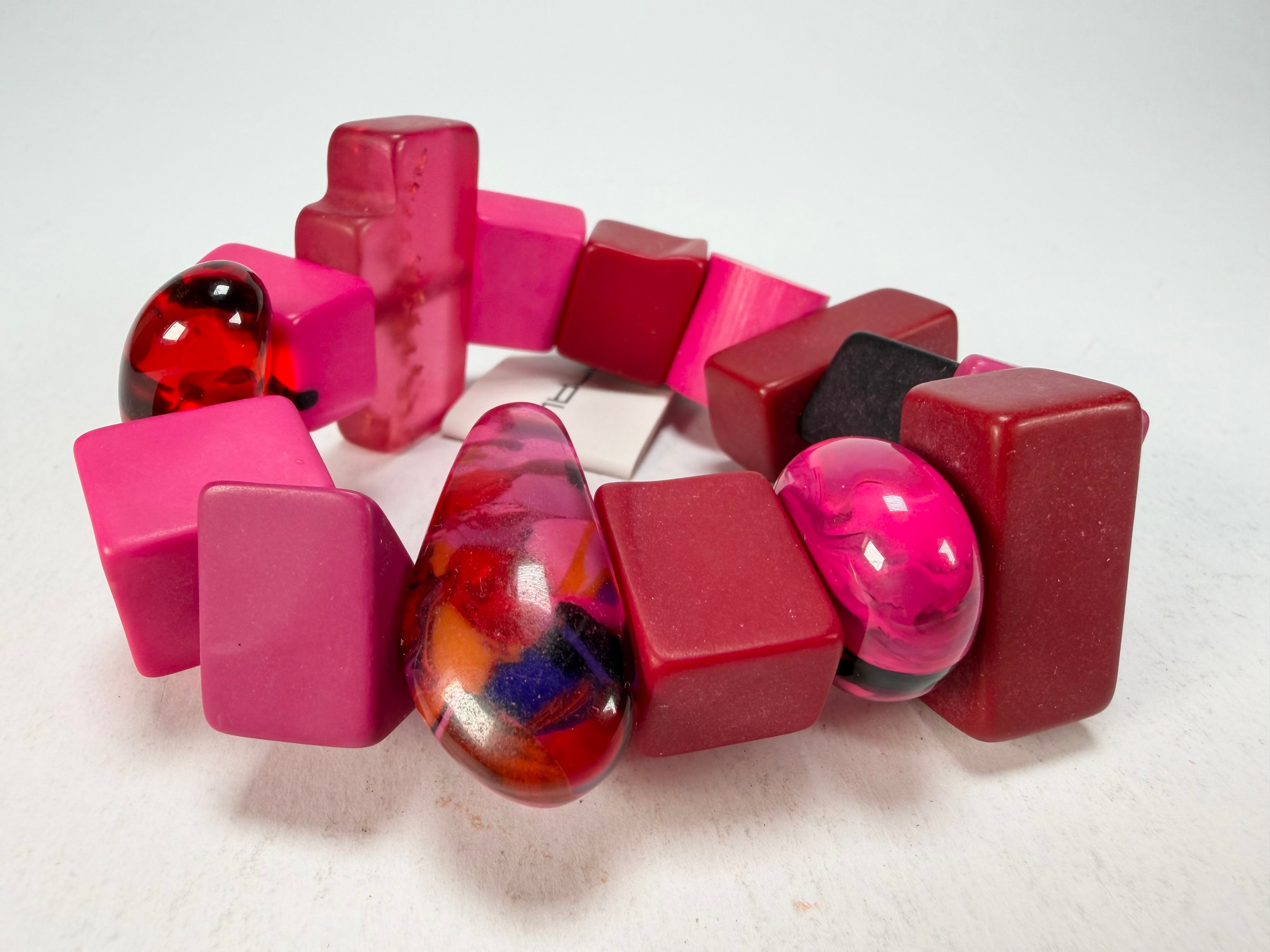Sobral - Indiana "Cereja" Pink Elasticated Resin Bracelet ( 000210 )