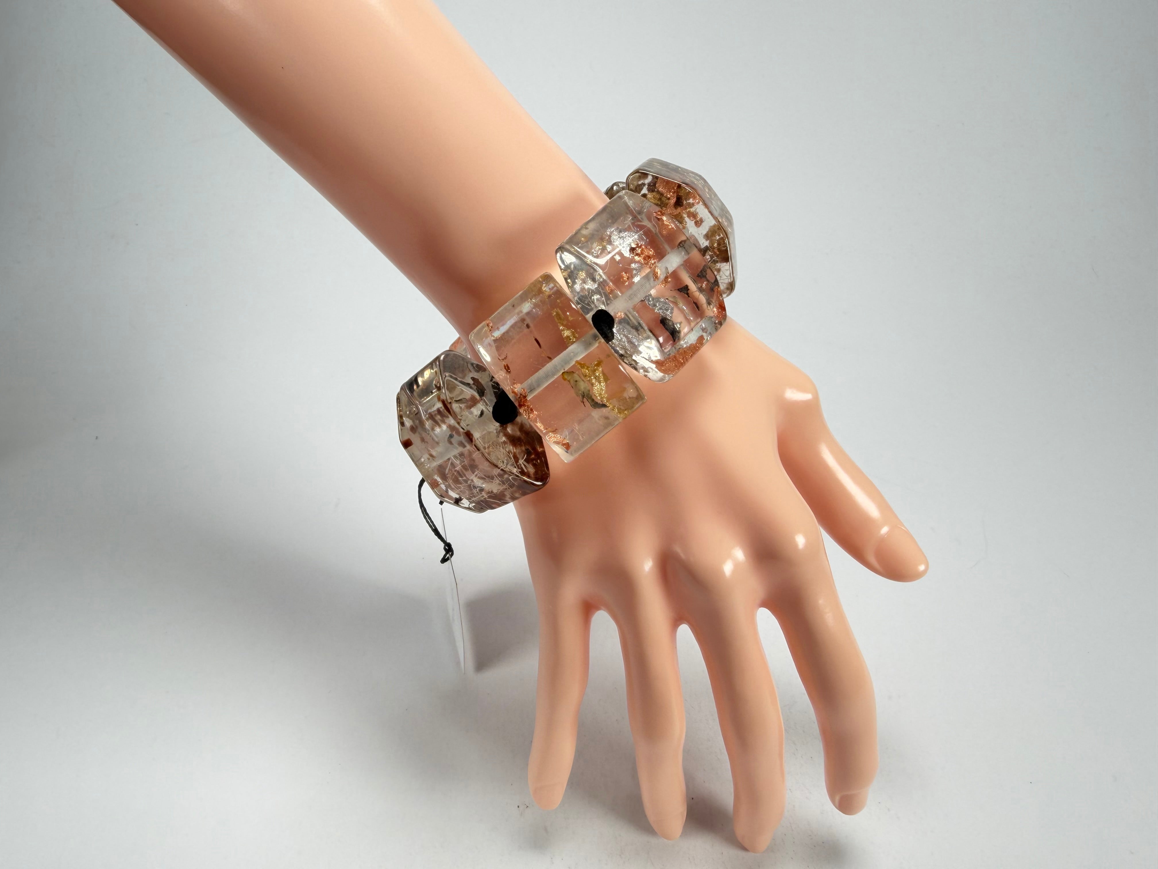 Sobral - Minas Gerais "Studio Creation" Elasticated Resin Bracelet ( 000000 )