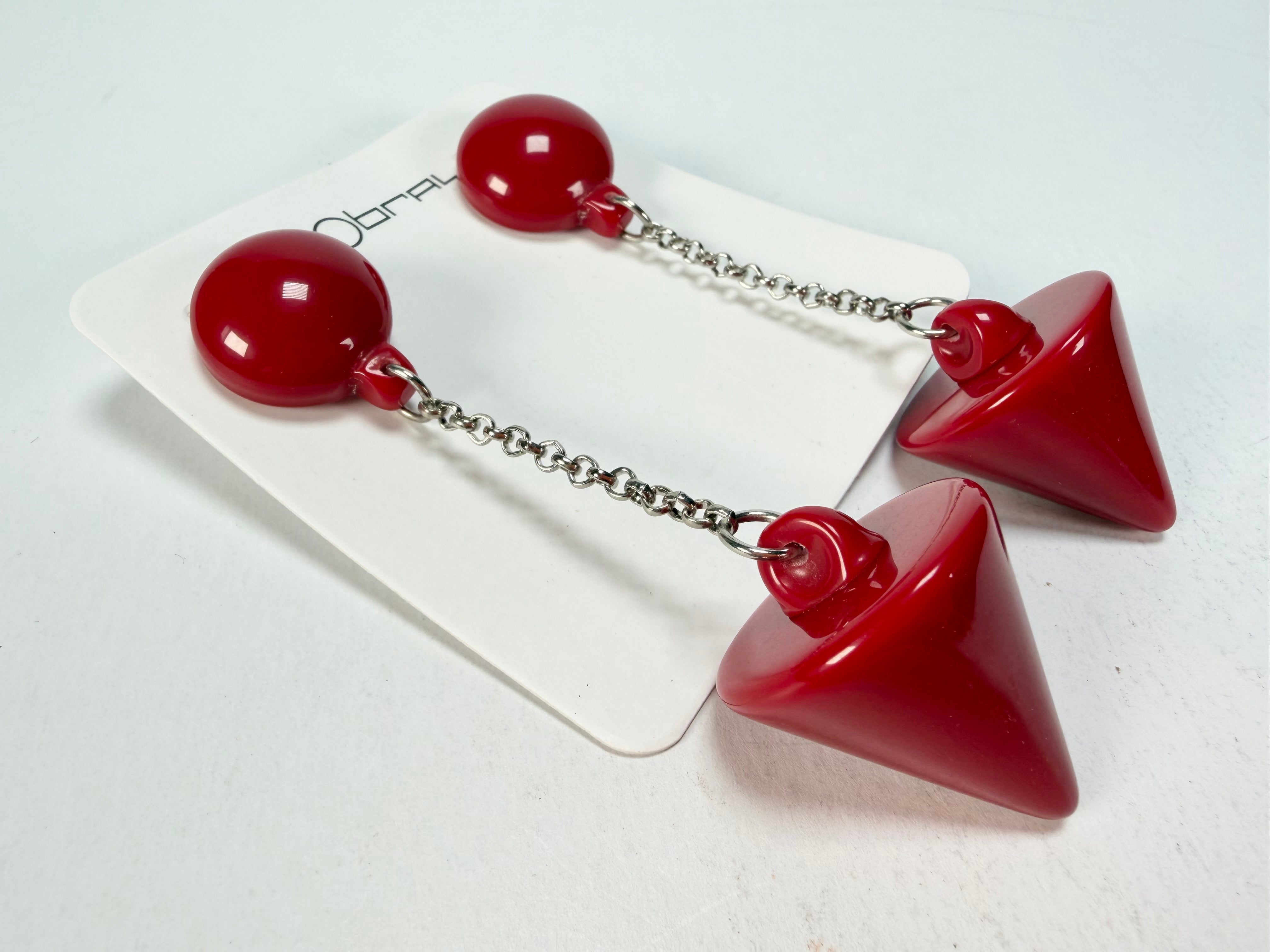 Sobral - Mix 2023 "MD KL" Red Cones Resin Earrings ( 005370 )