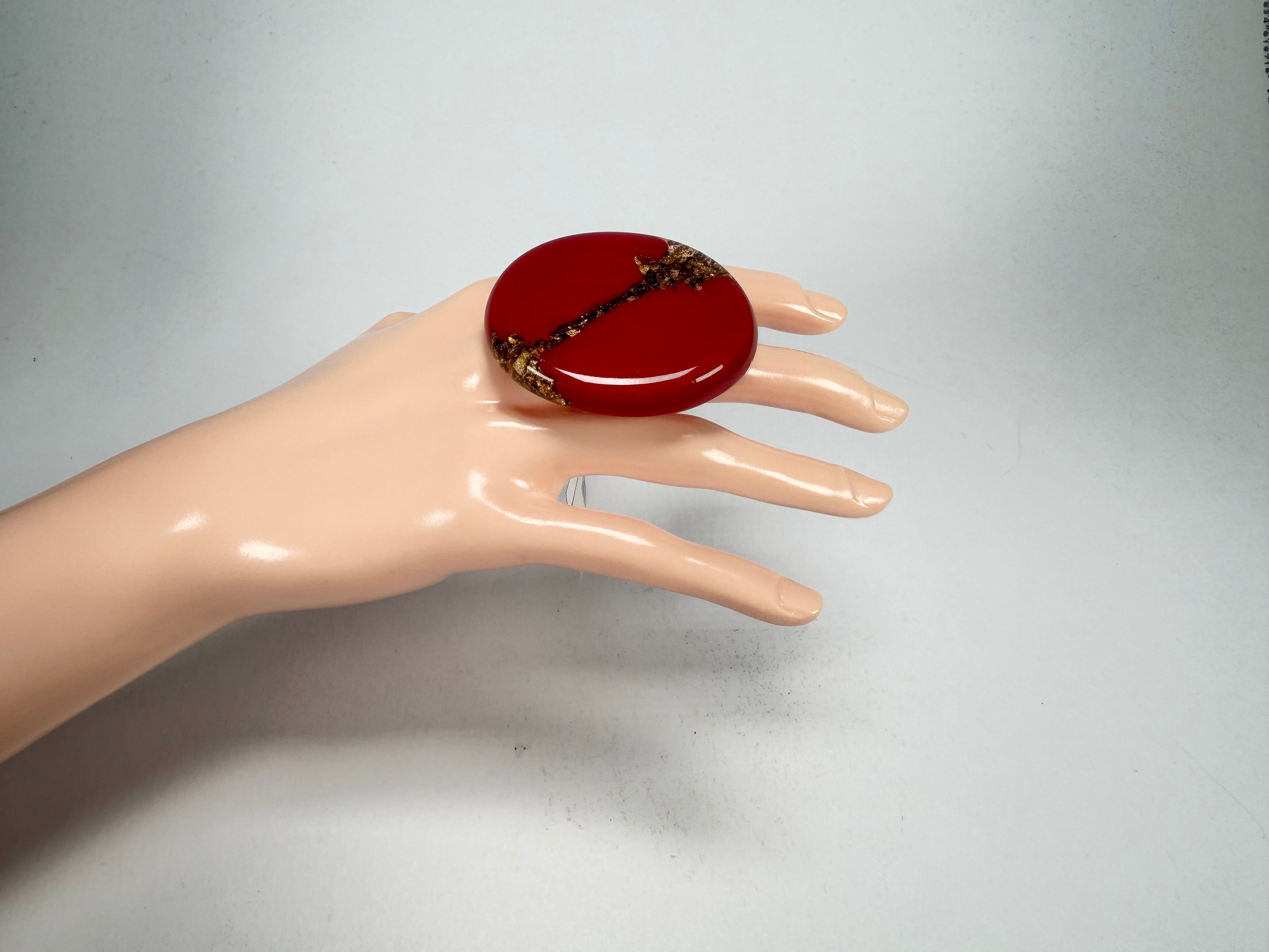 Sobral - Metalique "Munique" Orlando Red Resin Ring ( 005145 ) - Size UK Q  / US 8