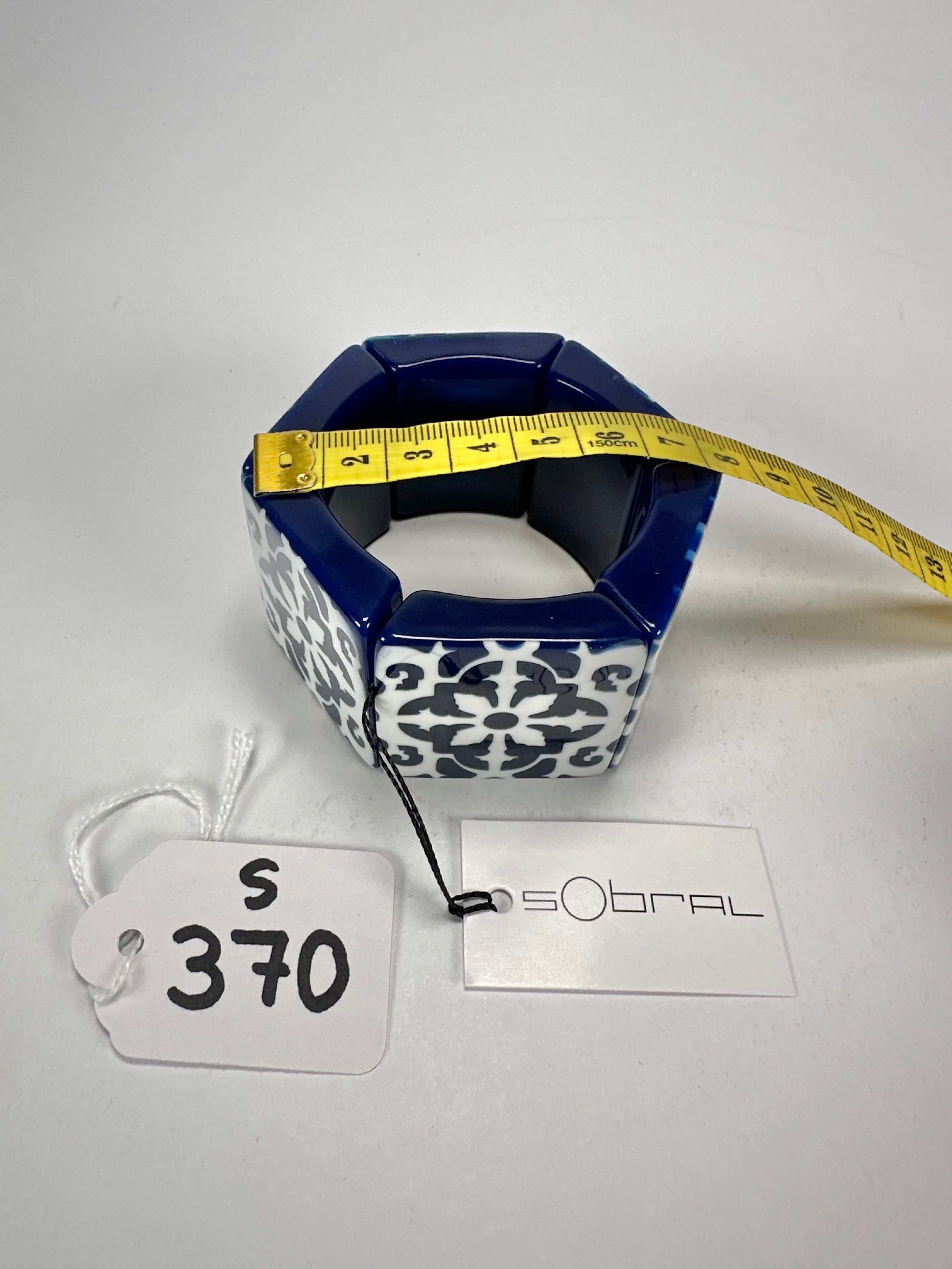 Sobral -  Lisboa "Mery" Elasticated Resin Bracelet ( 004575 )