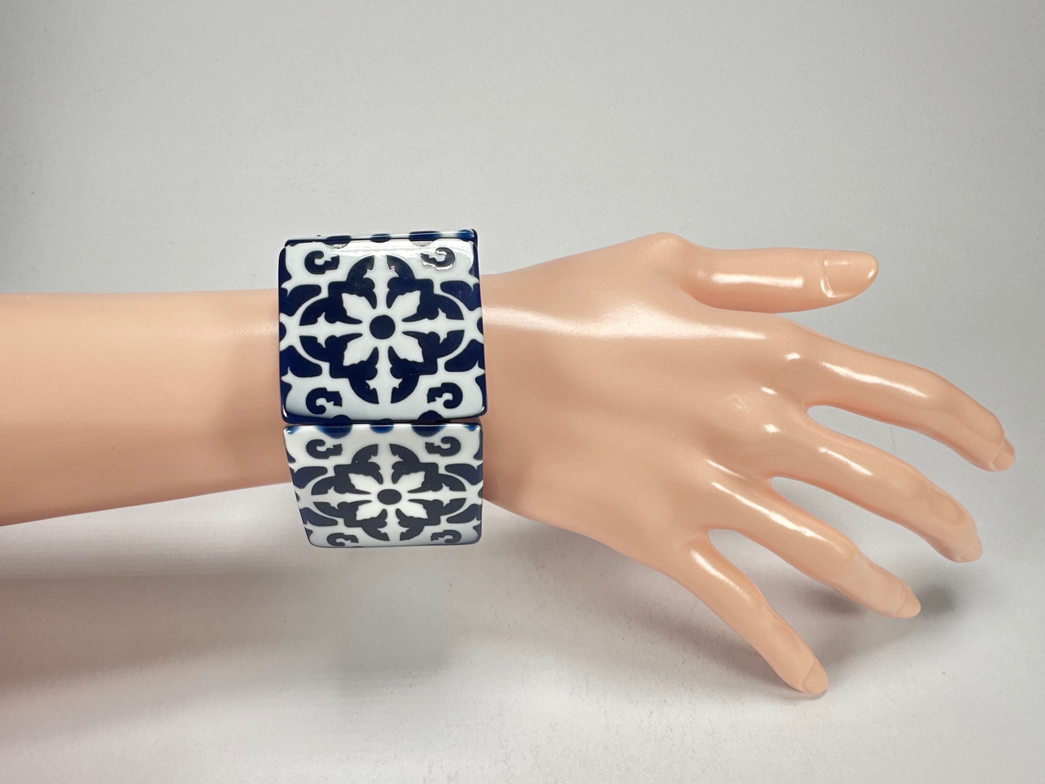 Sobral -  Lisboa "Mery" Elasticated Resin Bracelet ( 004575 )