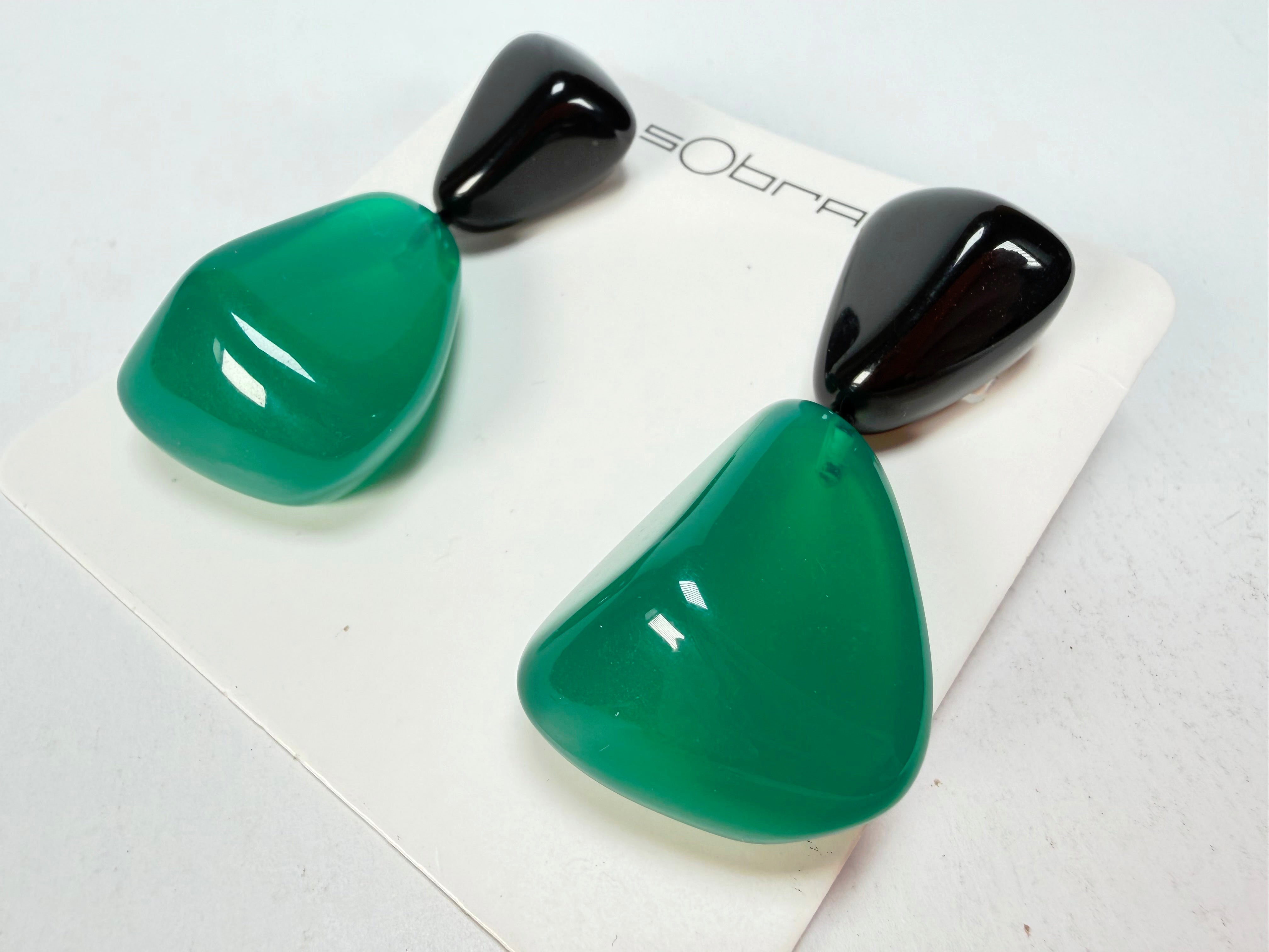 Sobral - Mix 2023 "Cusco" Black & Green Cristal Resin Earrings ( 005410 )
