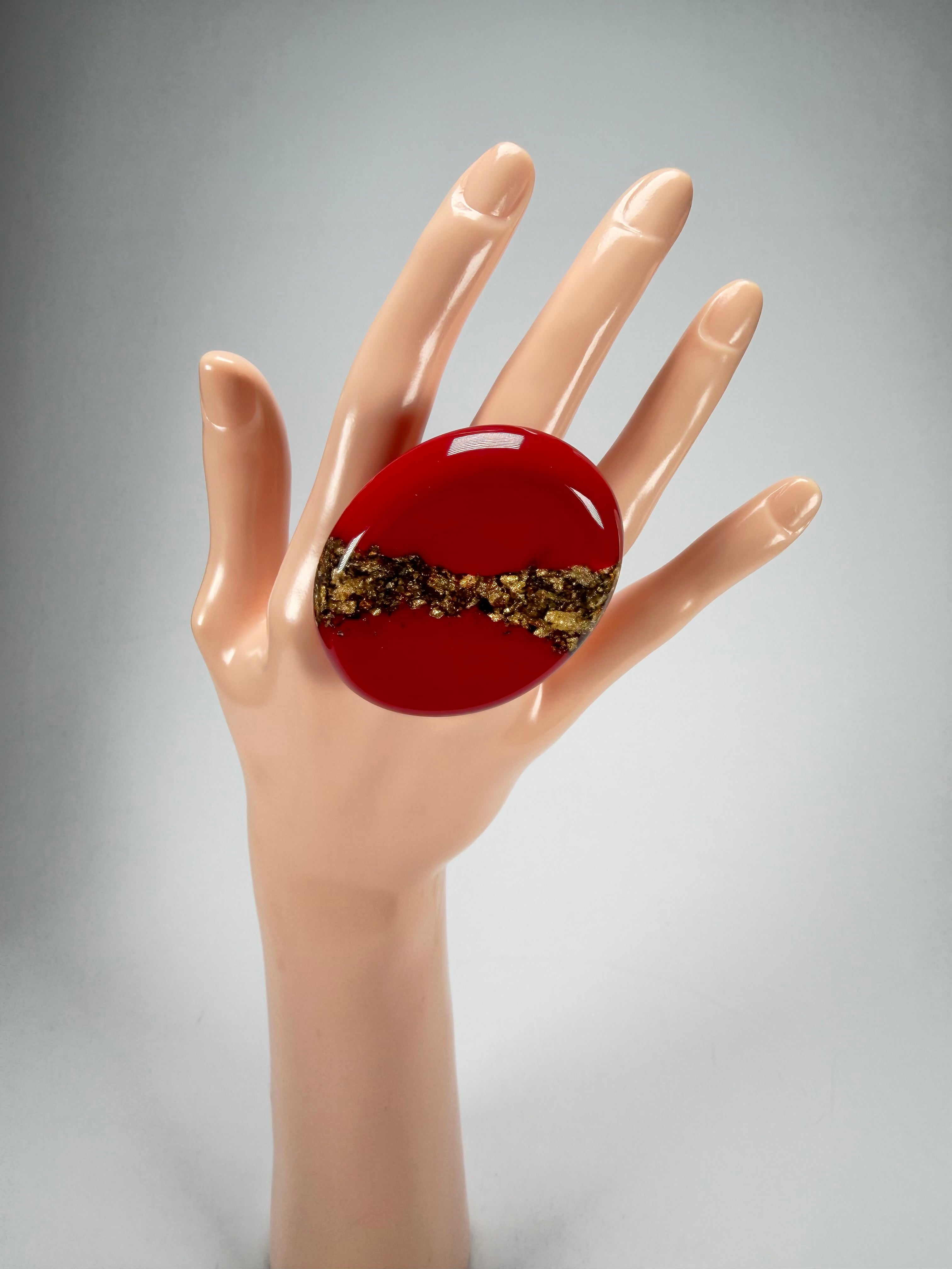 Sobral - Metalique "Munique" Orlando Red Resin Ring ( 005145 ) - Size UK Q / US 8