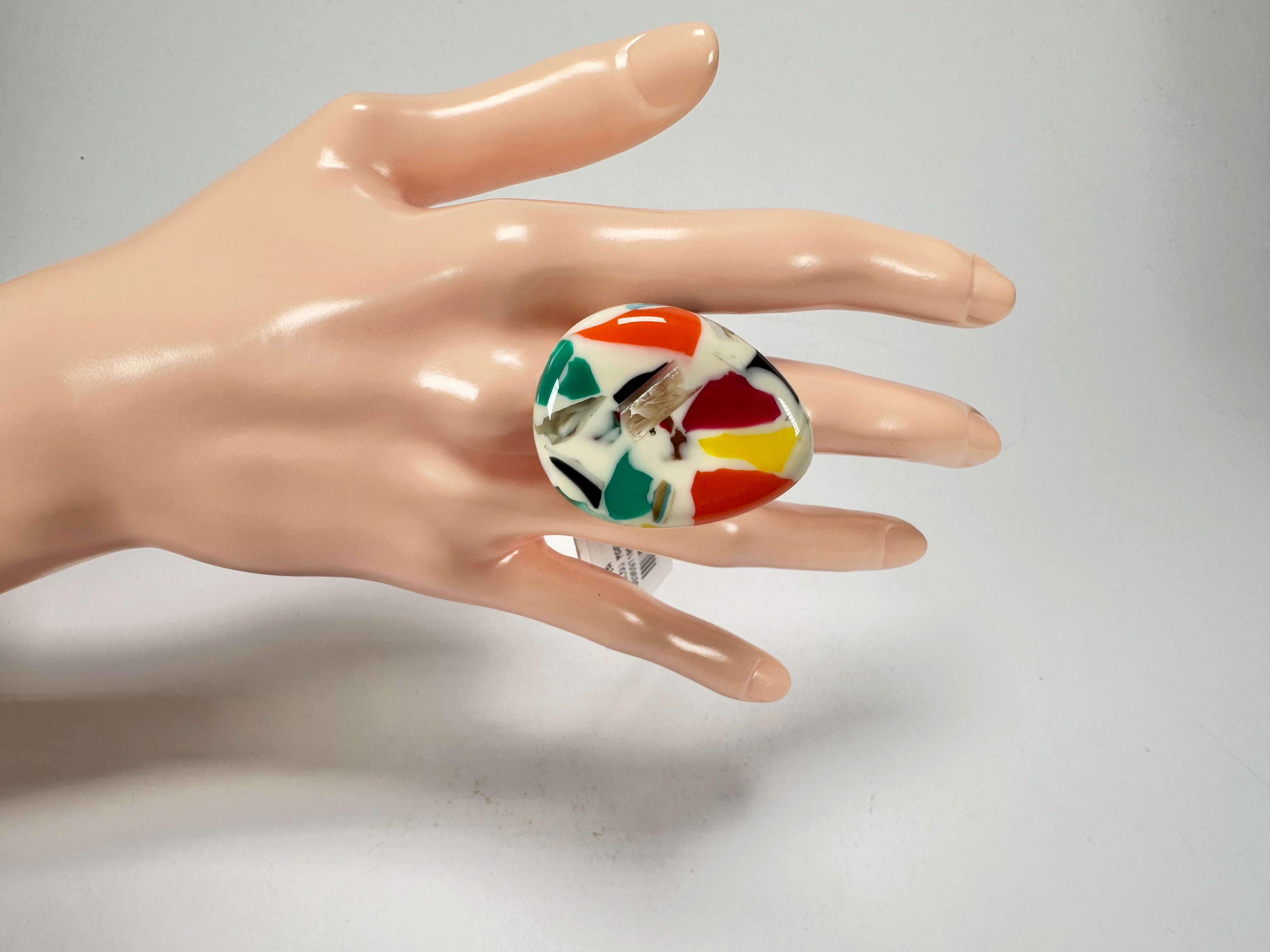 Sobral - Caillou Marfim "Poesia" Resin Ring ( 003597 ) - Size UK Q / US 8