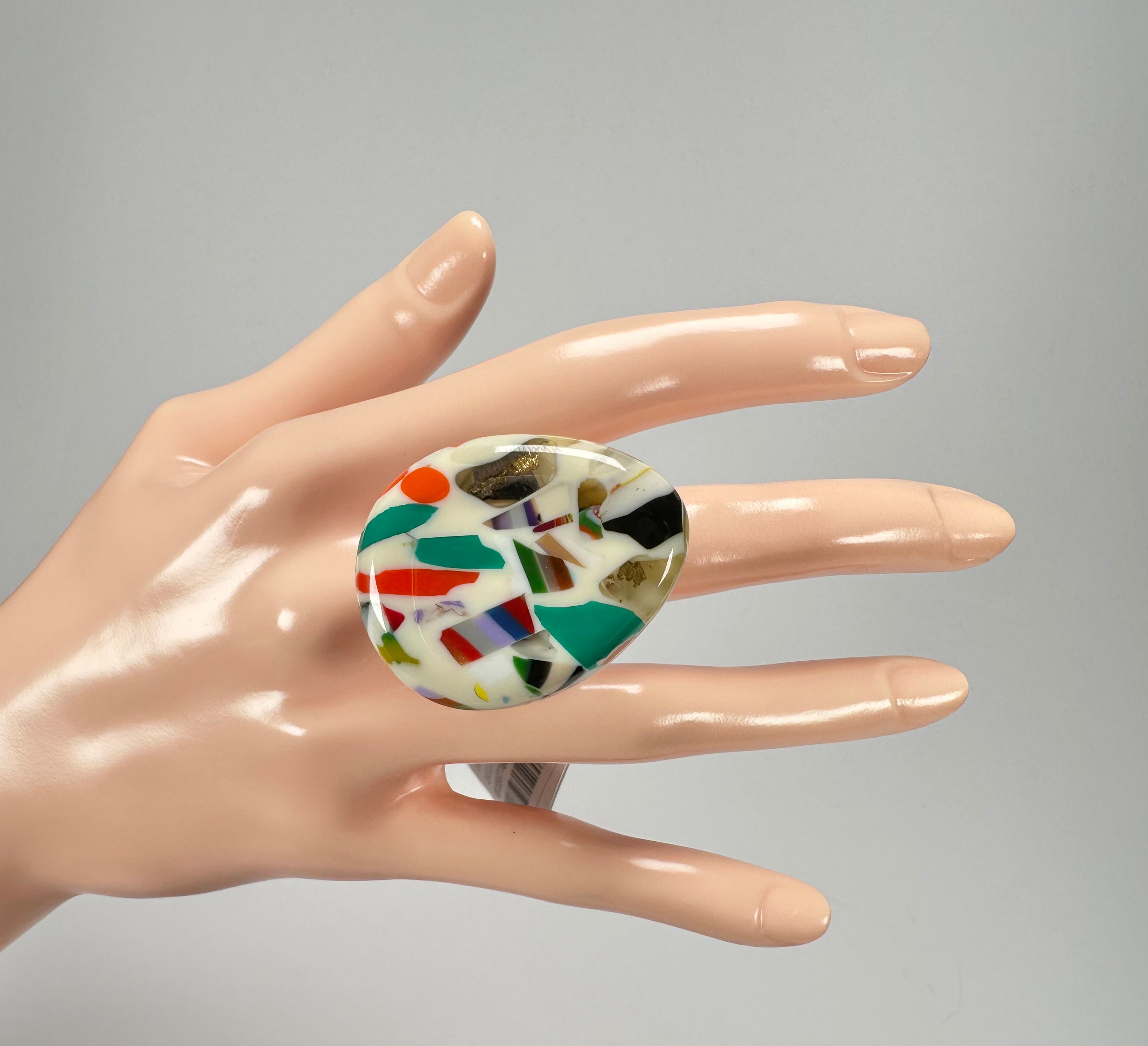 Sobral - Caillou Marfim "Poesia" Resin Ring ( 003597 ) - Size UK S / US 9
