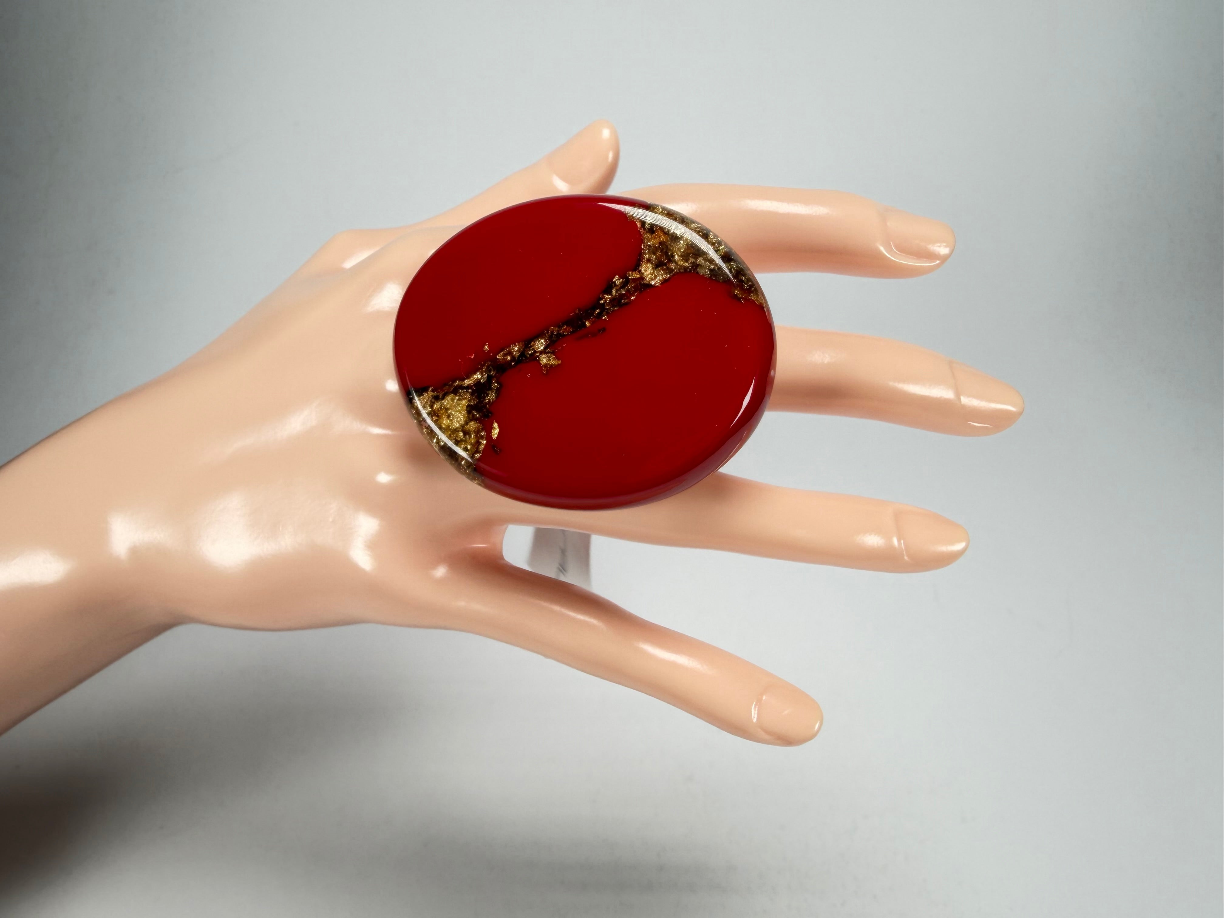 Sobral - Metalique "Munique" Orlando Red Resin Ring ( 005145 ) - Size UK S / US 9