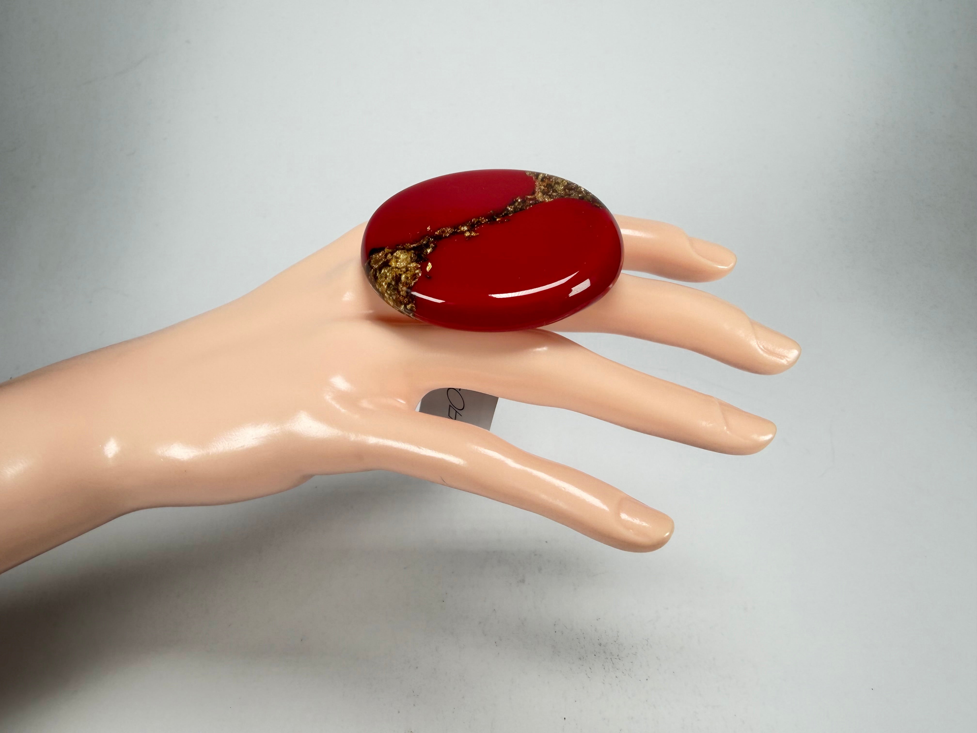 Sobral - Metalique "Munique" Orlando Red Resin Ring ( 005145 ) - Size UK S / US 9