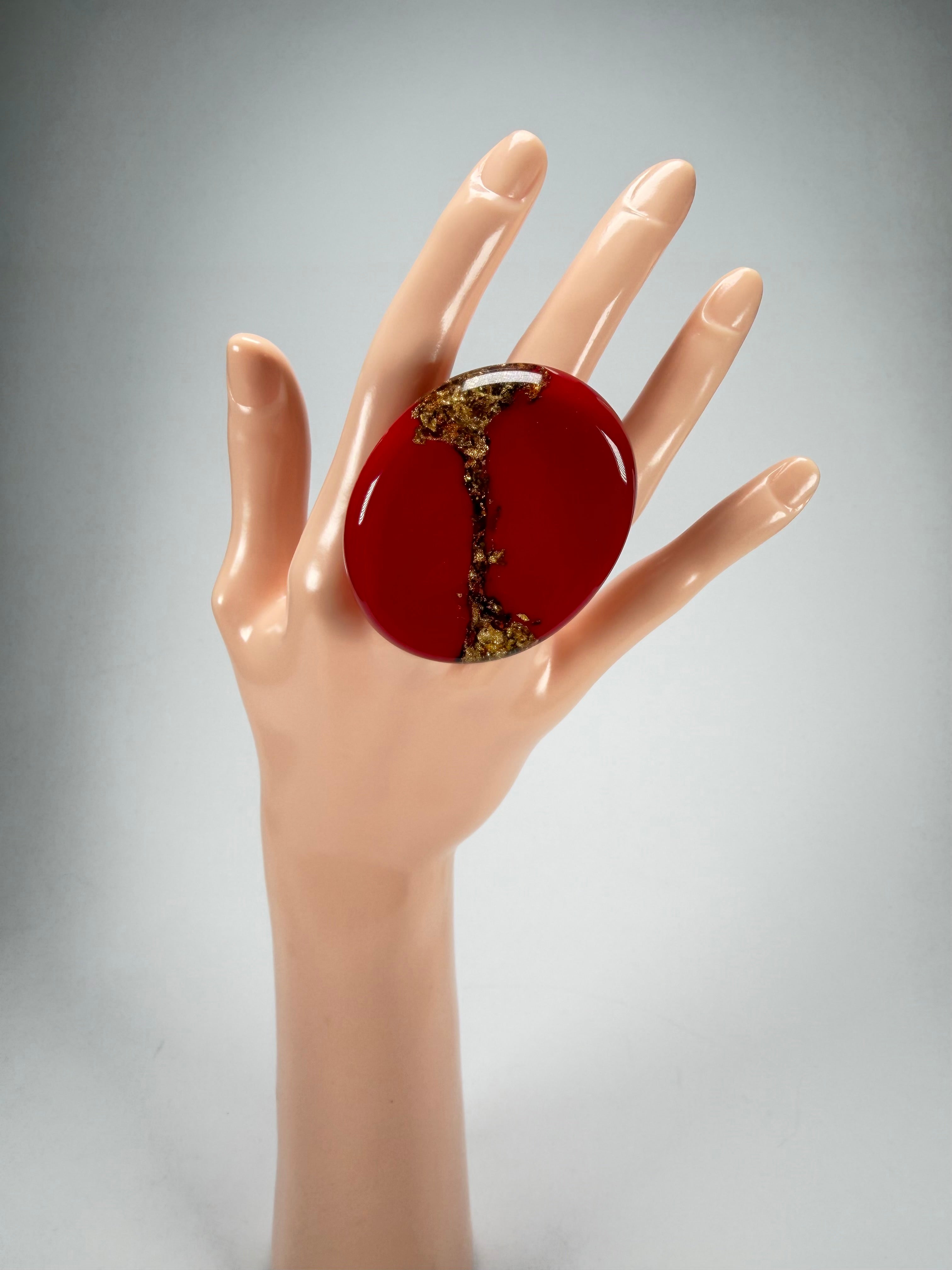 Sobral - Metalique "Munique" Orlando Red Resin Ring ( 005145 ) - Size UK S / US 9