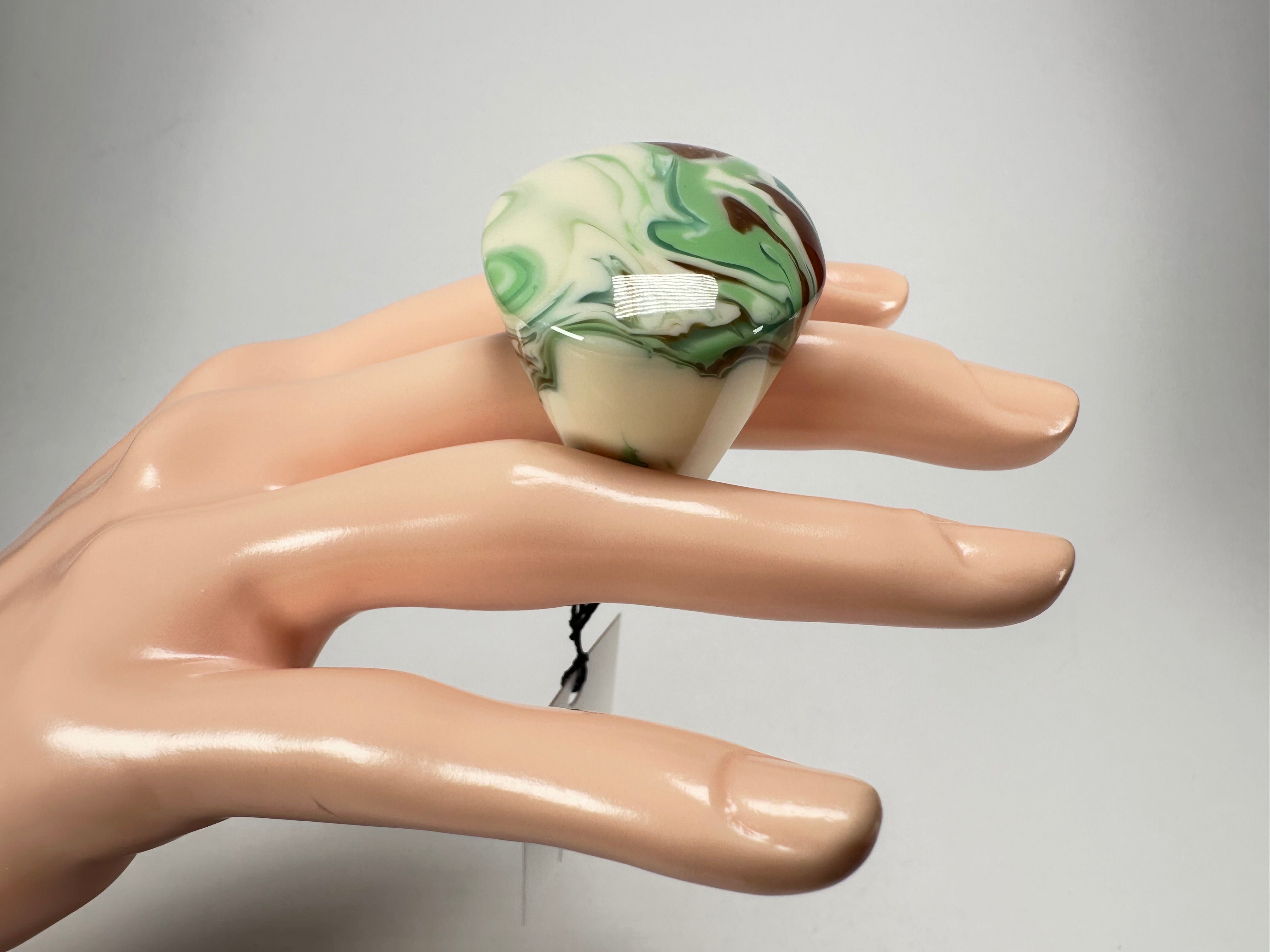 Sobral - Eteria "Mares" Resin Ring ( 005417 ) - Size UK S / US 9