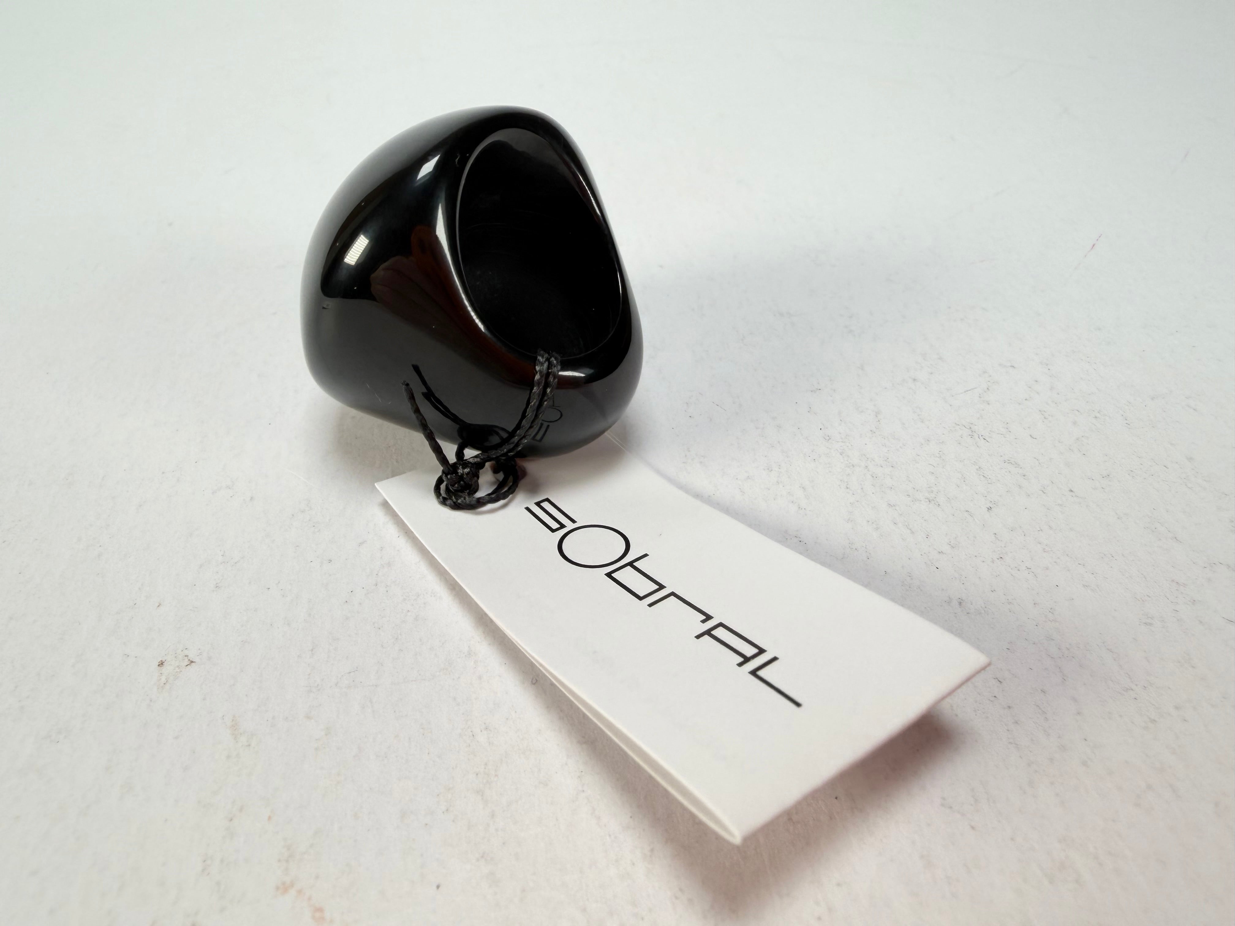 Sobral - Mix 2023 "Sintonia" Black Resin Ring ( 003598 ) - Size UK M / US 6