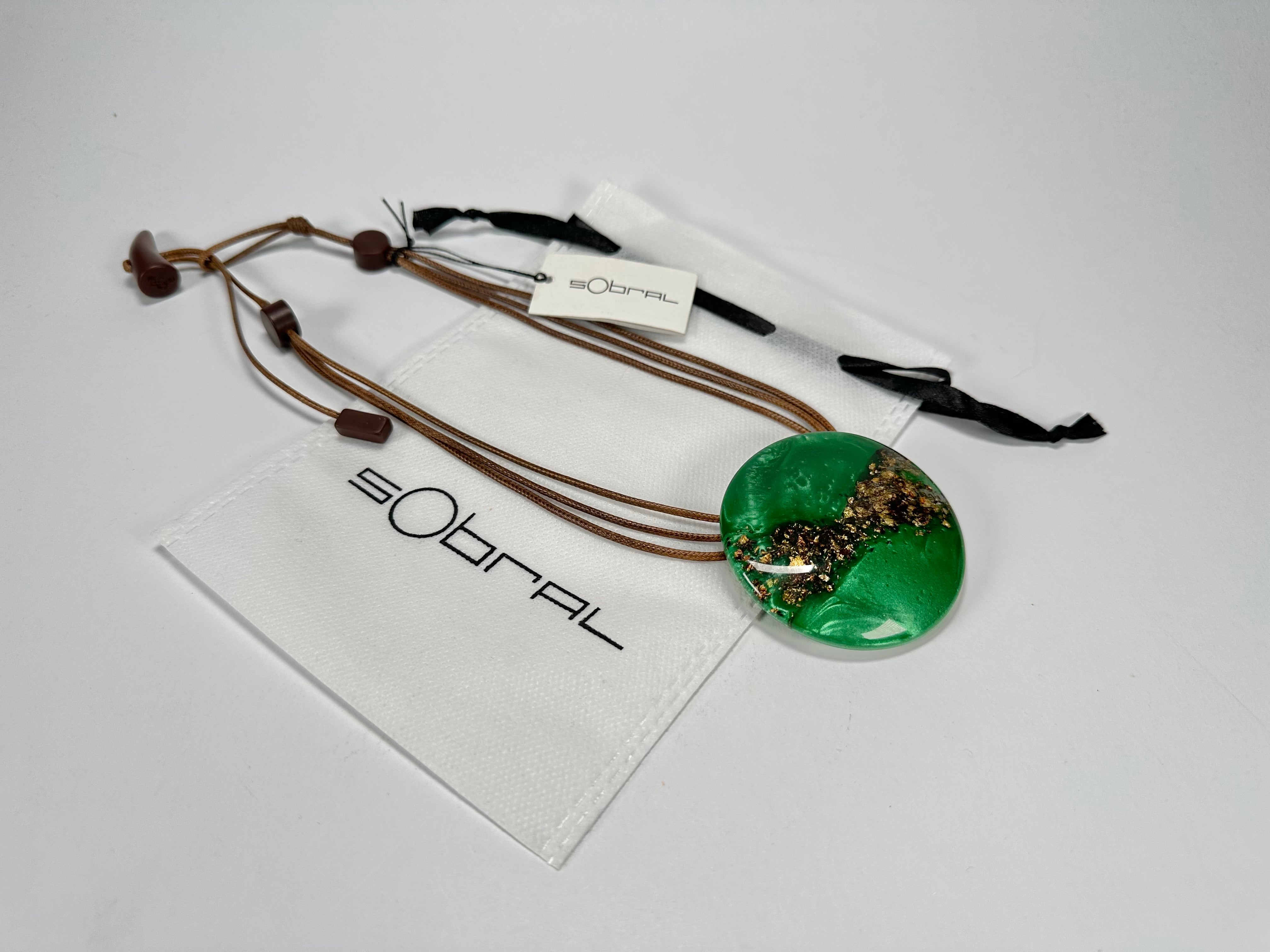 Sobral - Metalique Orlando "Angelina" Green Resin Necklace ( 004438 )