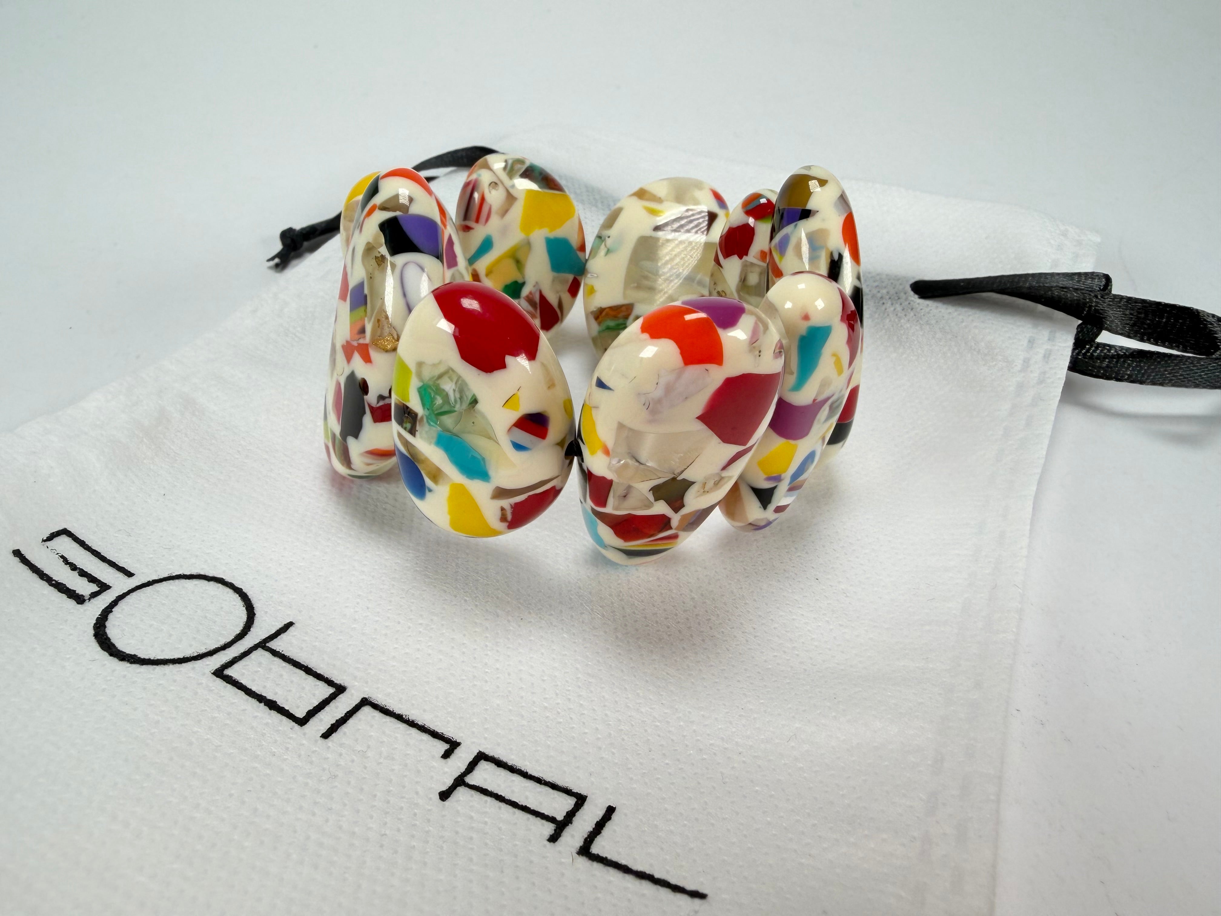 Sobral - Caillou Marfim "Onda" Elasticated Resin Bracelet ( 005329 )