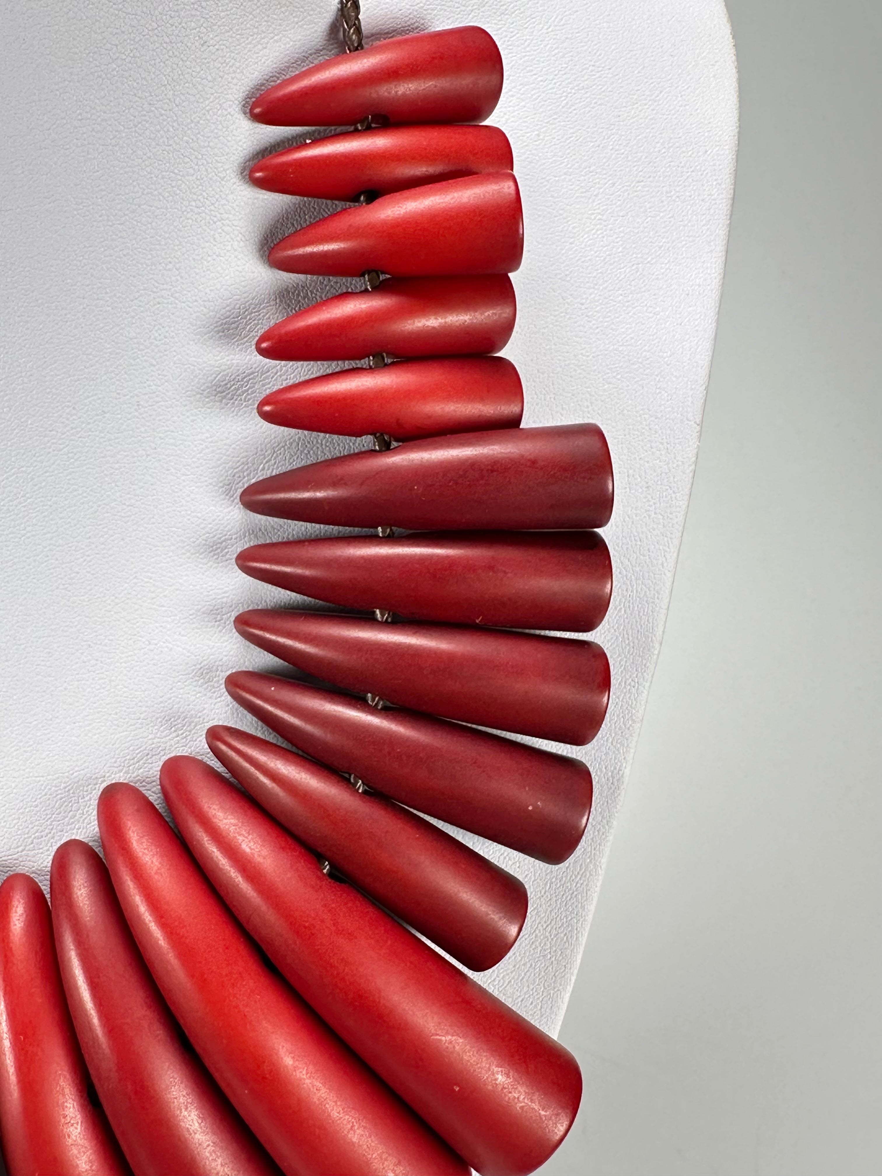 Sobral - "Tusk" Studio Creation Red Mix Resin Necklace ( 000000 )