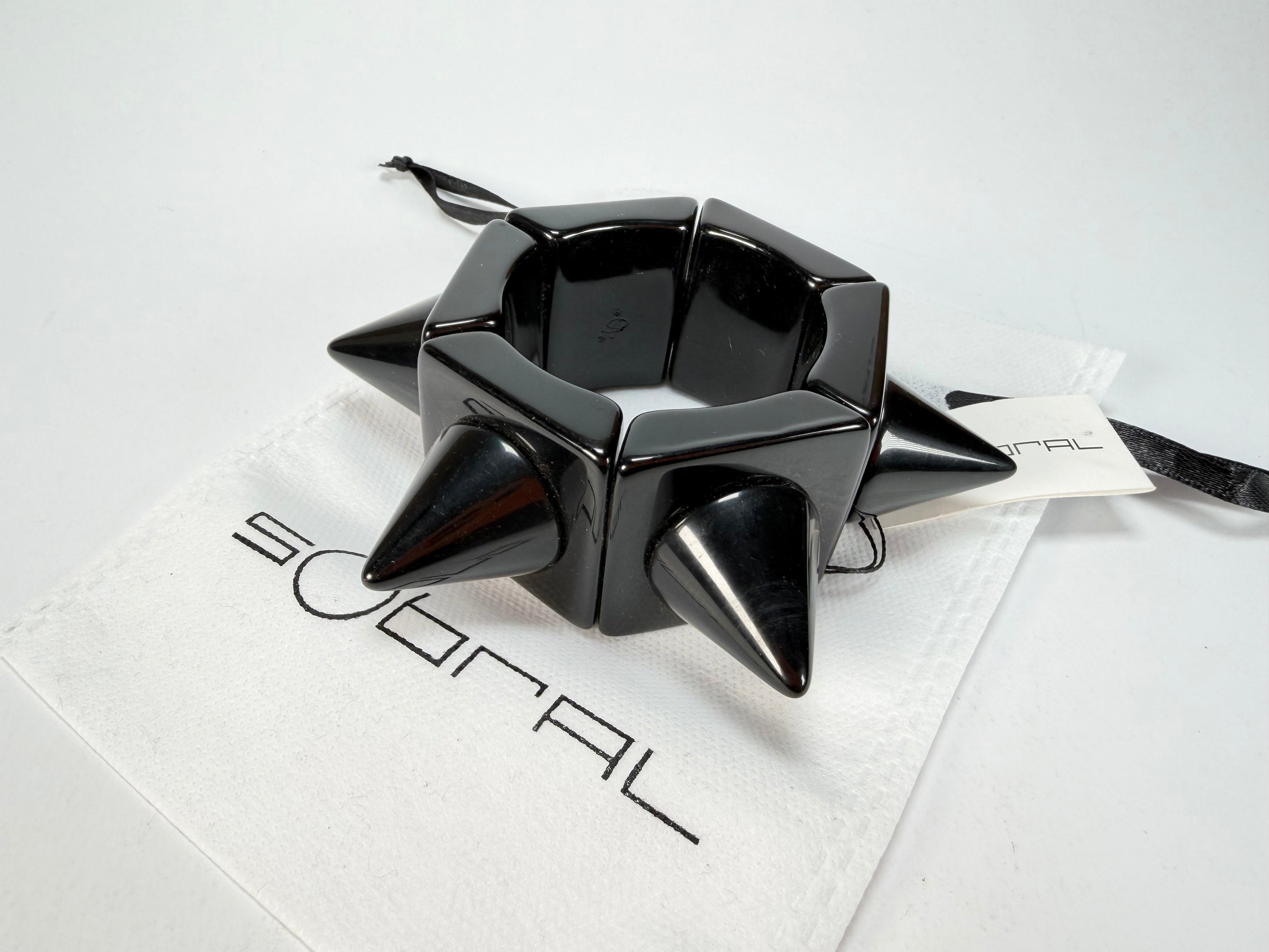 Sobral - Mix 2023 "Sabrina KL" Black Resin Bracelet ( 002893 )
