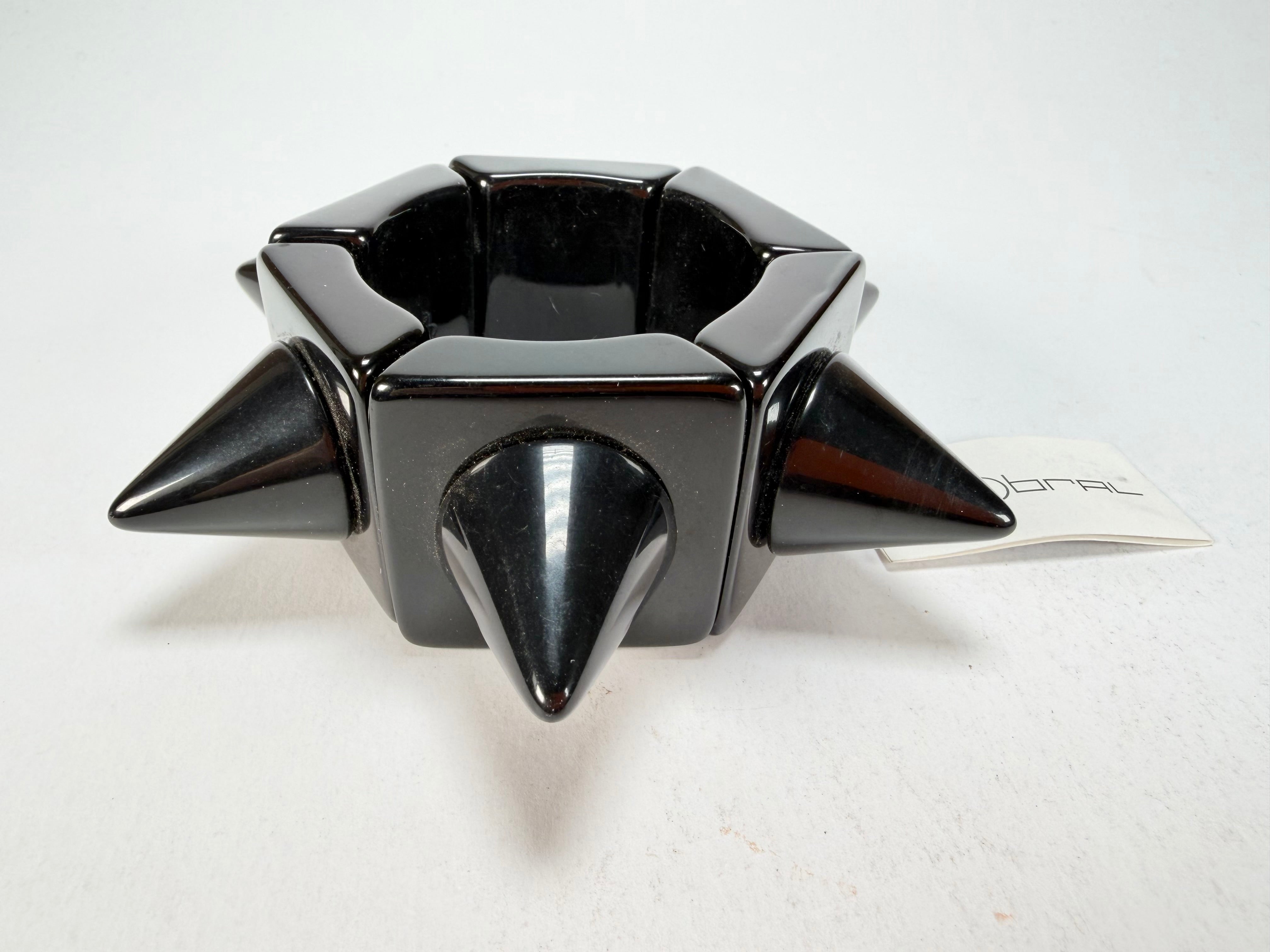 Sobral - Mix 2023 "Sabrina KL" Black Resin Bracelet ( 002893 )