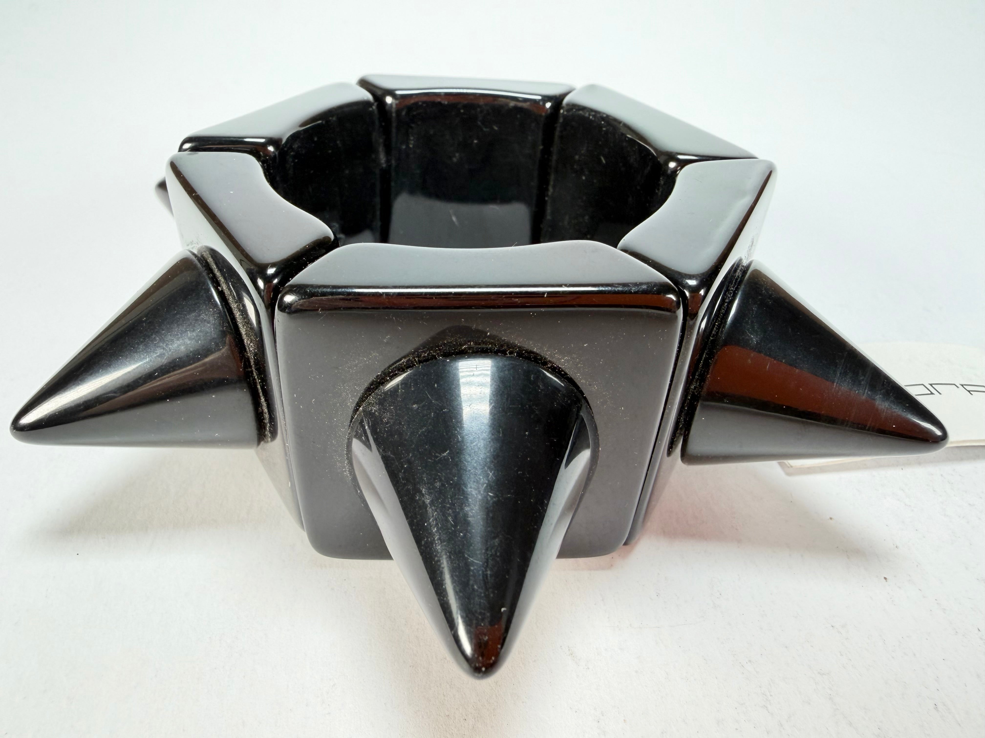 Sobral - Mix 2023 "Sabrina KL" Black Resin Bracelet ( 002893 )