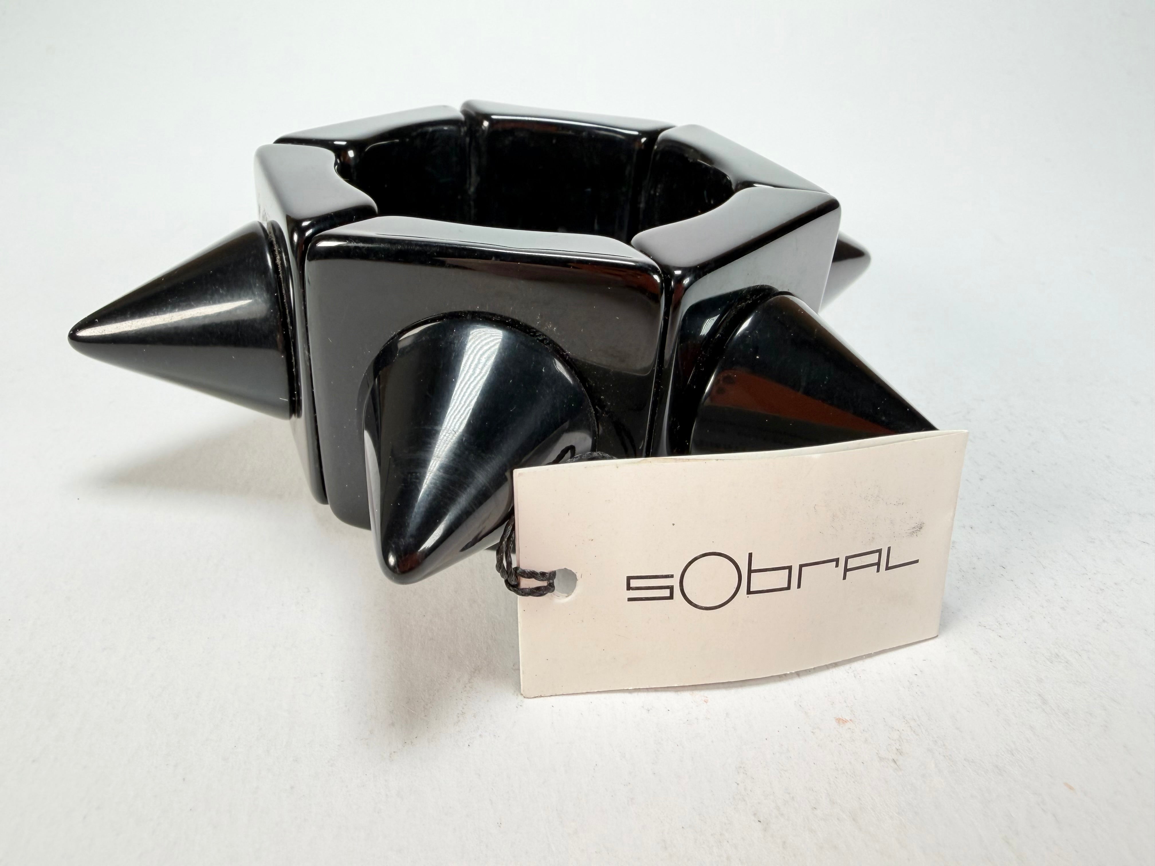 Sobral - Mix 2023 "Sabrina KL" Black Resin Bracelet ( 002893 )