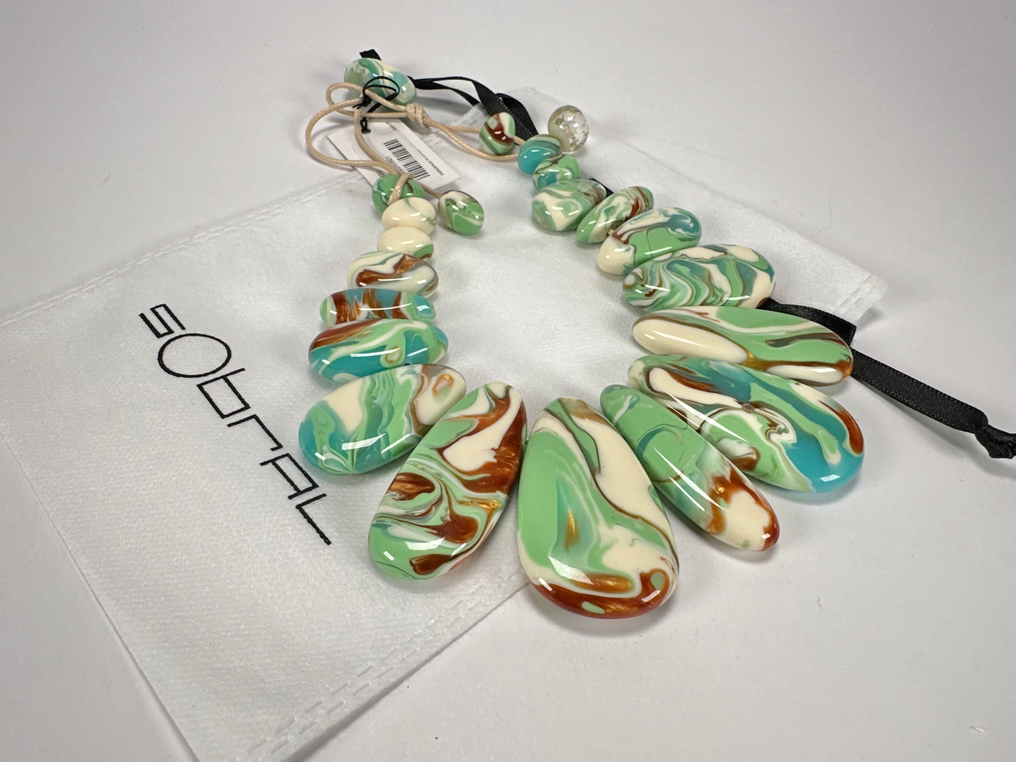 Sobral - Eteria "Marou" Resin Necklace ( 005422 )