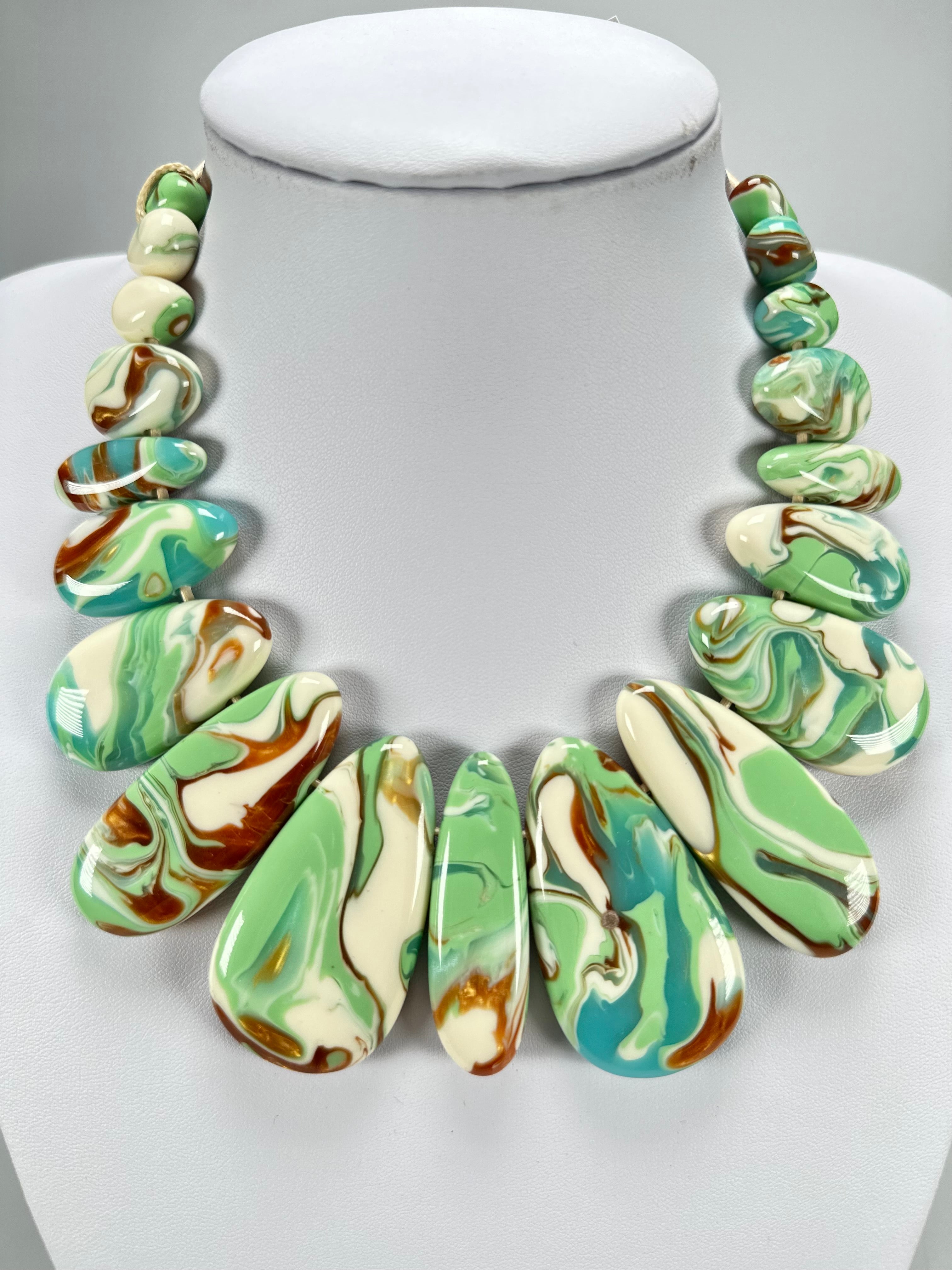 Sobral - Eteria "Marou" Resin Necklace ( 005422 )