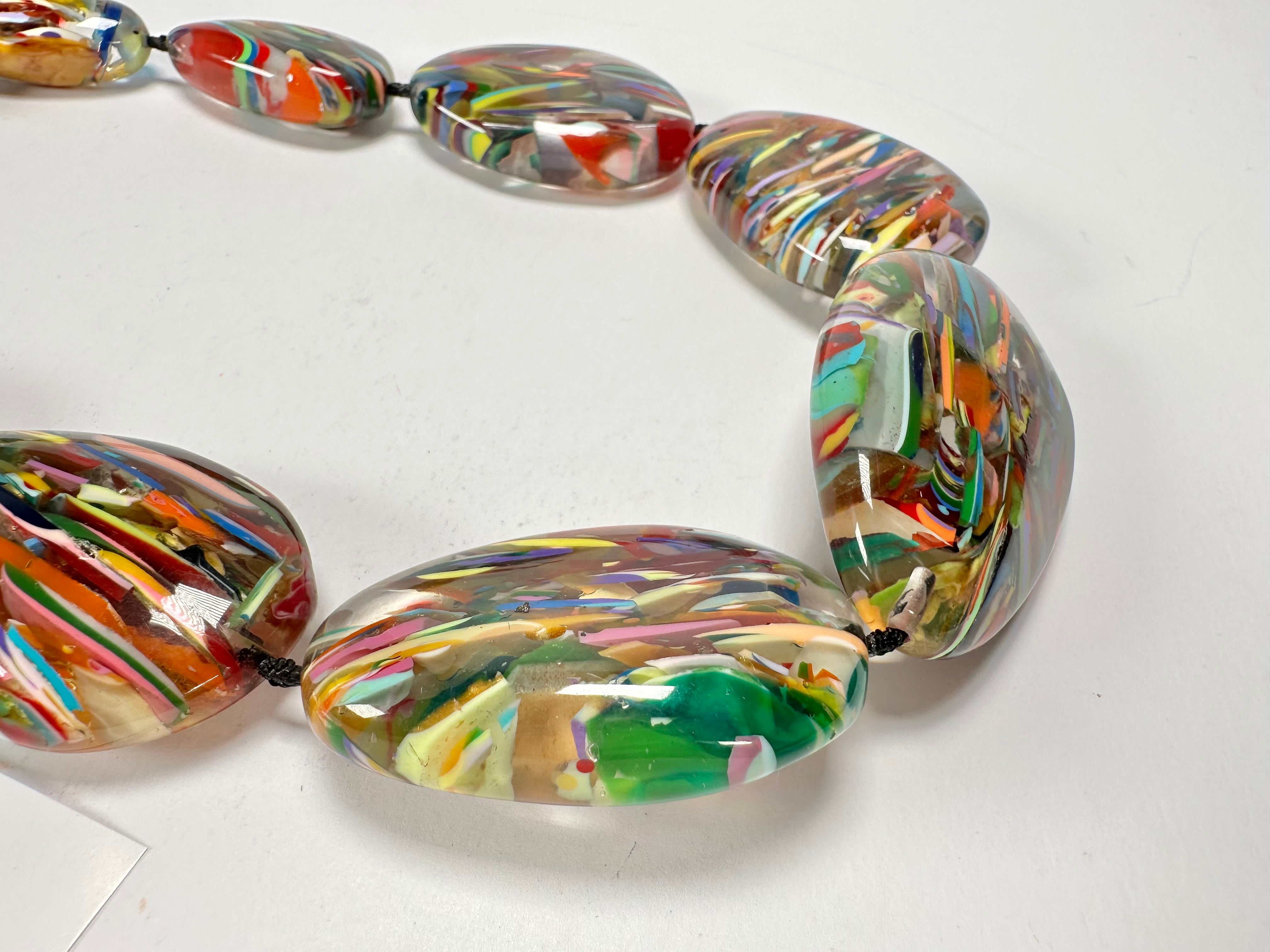 Sobral - Baru "Lisi Efeitos" Resin Necklace ( 004578 )