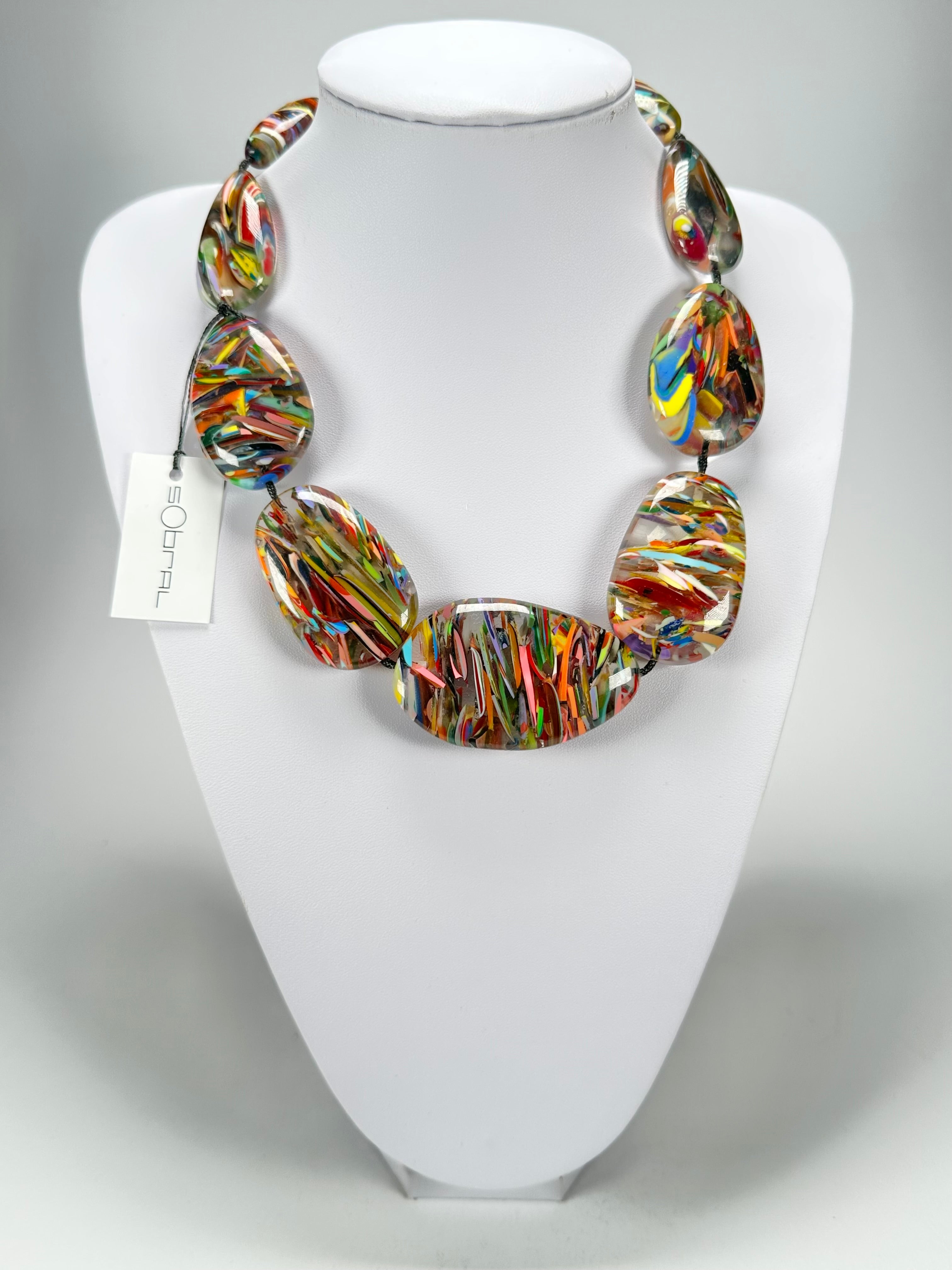 Sobral - Baru "Lisi Efeitos" Resin Necklace ( 004578 )