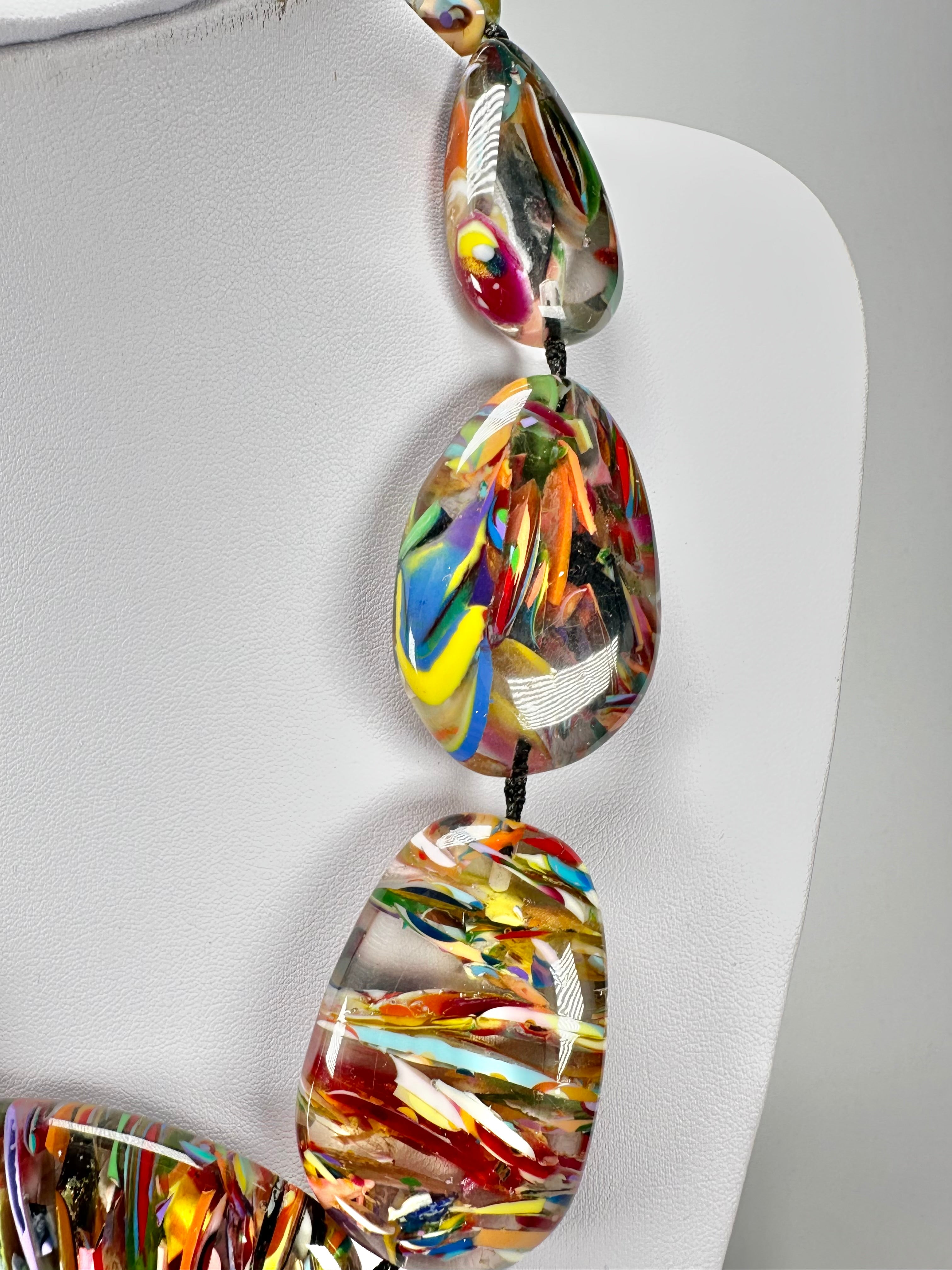 Sobral - Baru "Lisi Efeitos" Resin Necklace ( 004578 )