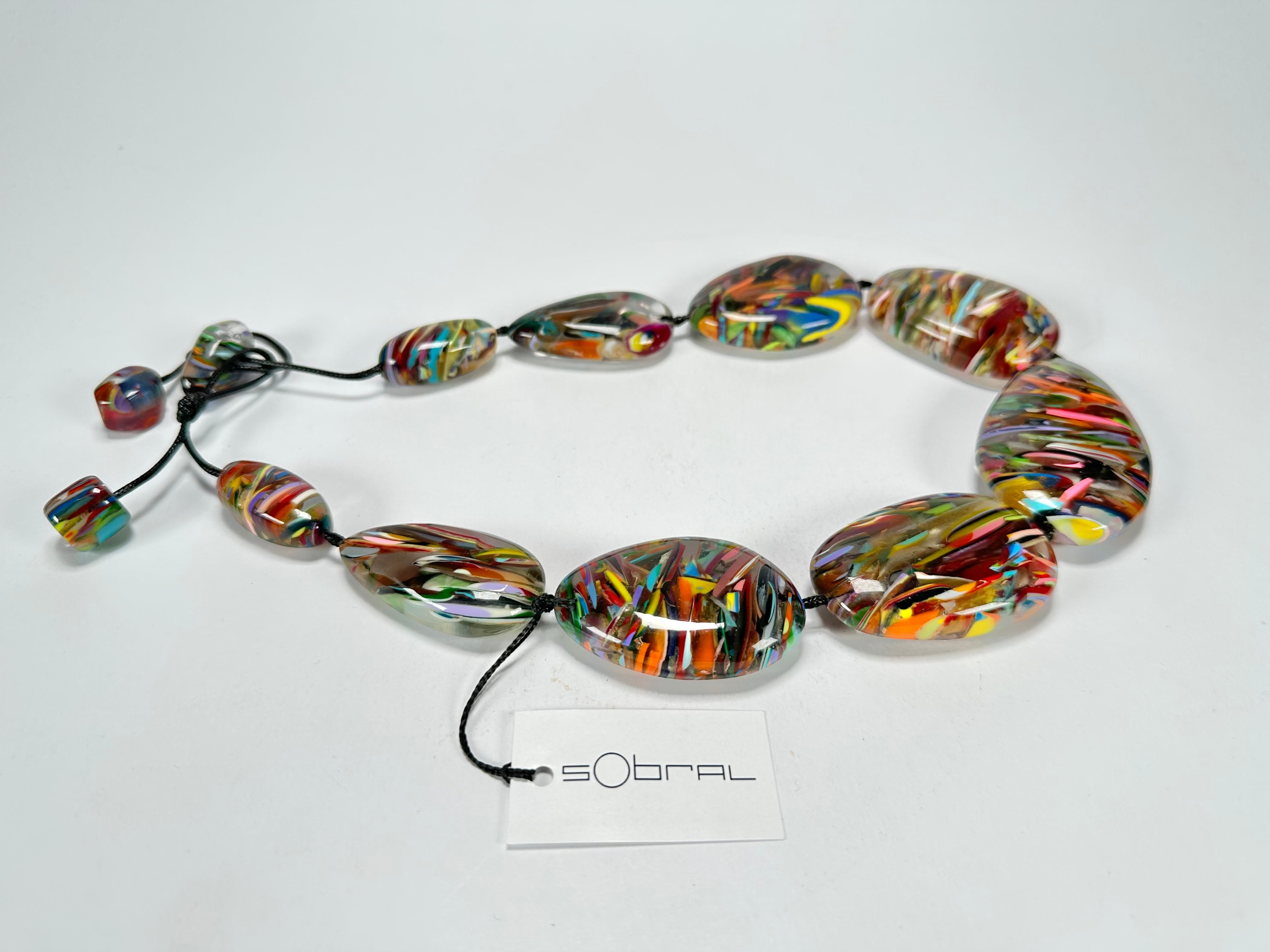 Sobral - Baru "Lisi Efeitos" Resin Necklace ( 004578 )