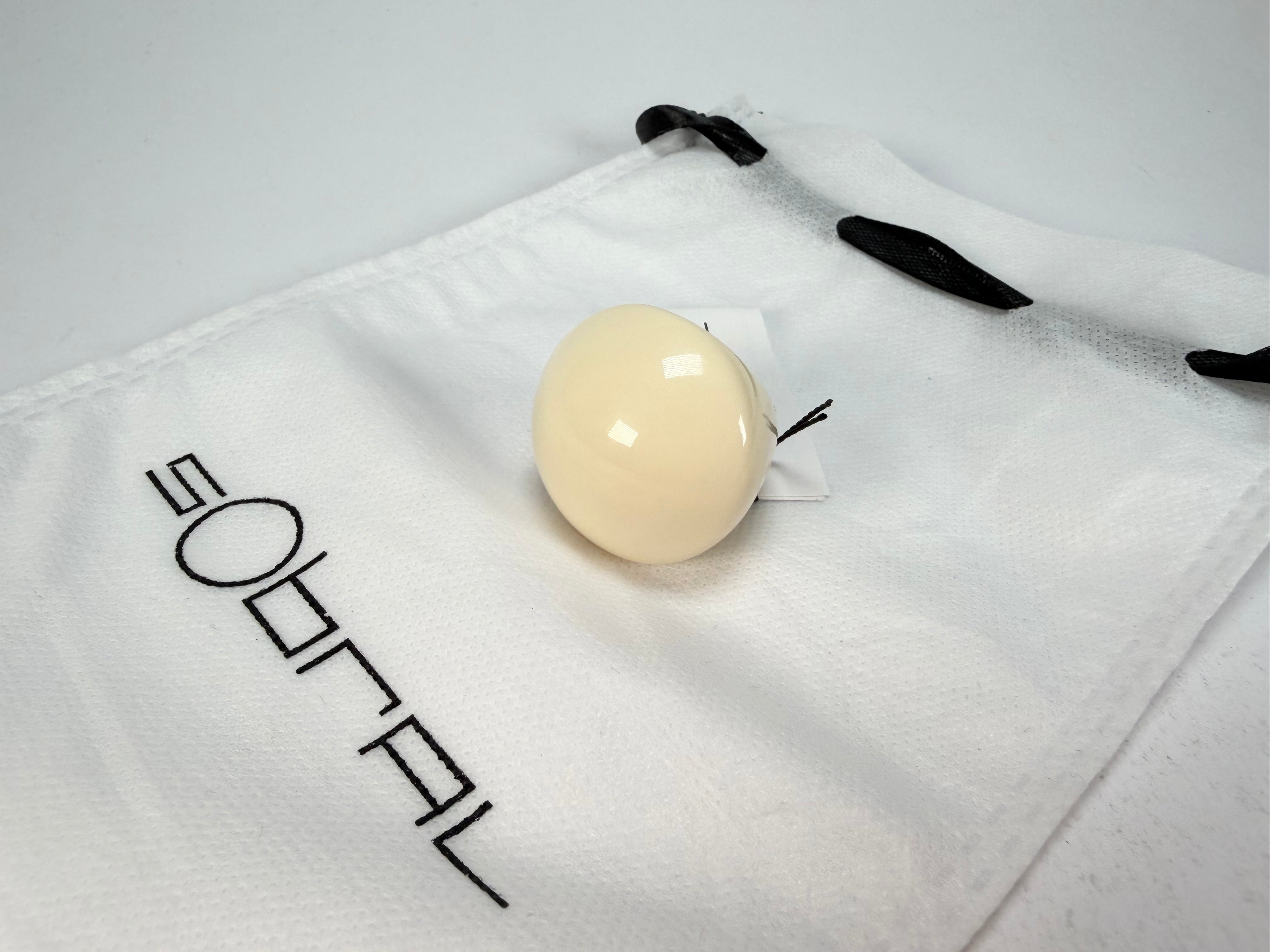 Sobral - Mix 2023 "Sintonia" Marfim Cream Resin Ring ( 003598 ) - Size UK M / US 6