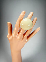 Sobral - Mix 2023 "Sintonia" Marfim Cream Resin Ring ( 003598 ) - Size UK M / US 6