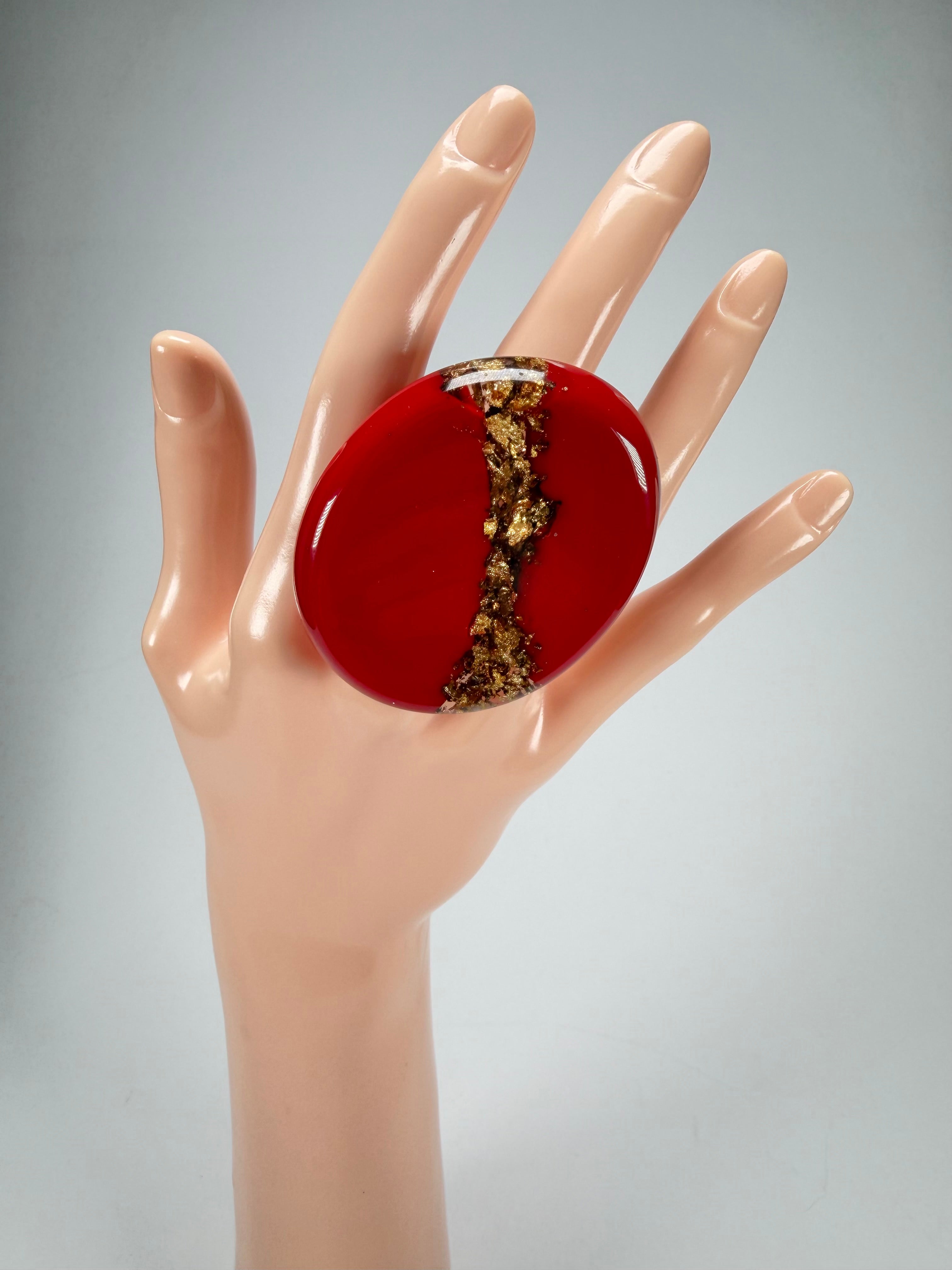 Sobral - Metalique "Munique" Orlando Red Resin Ring ( 005145 ) - Size UK S / US9