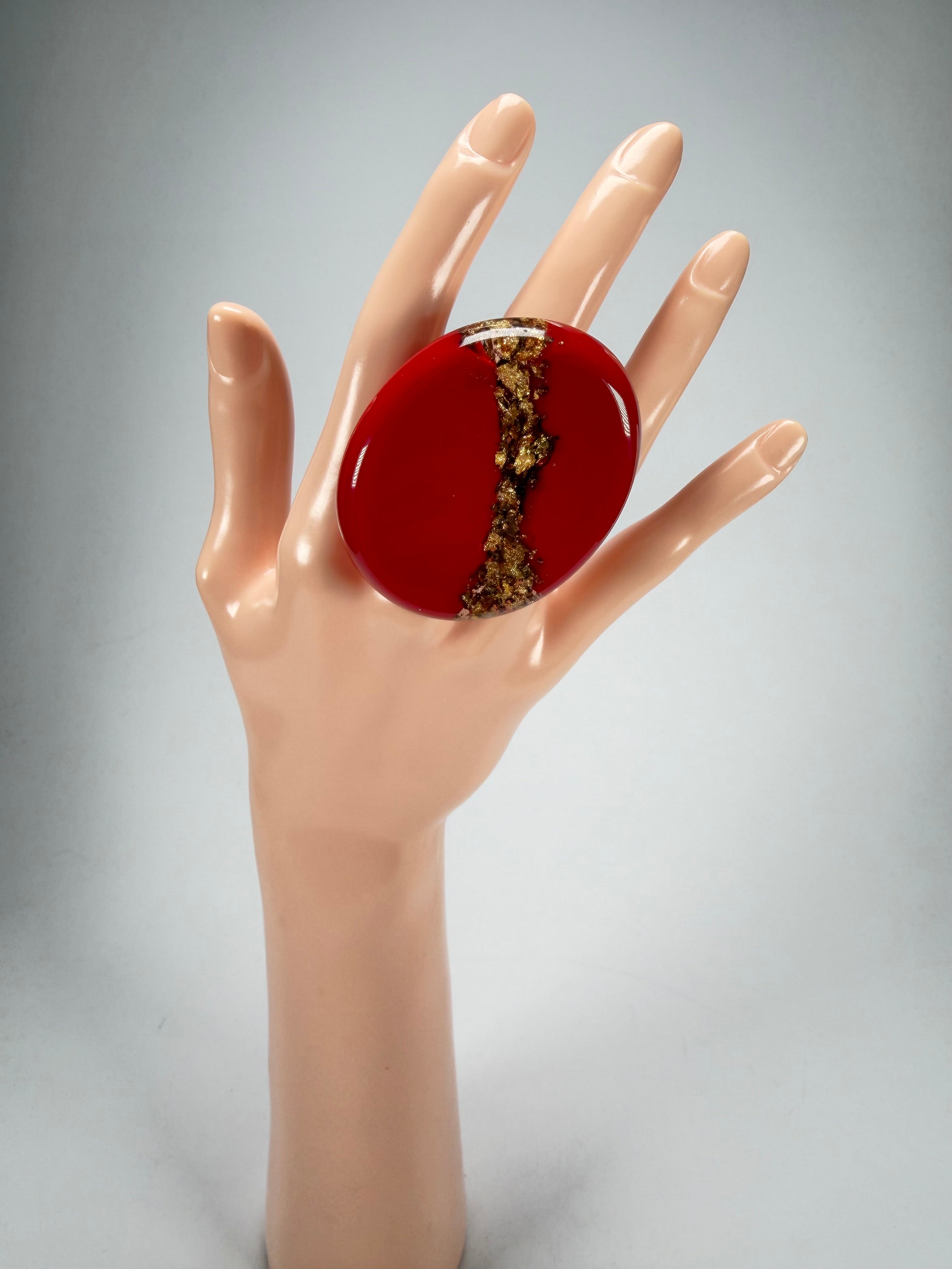 Sobral - Metalique "Munique" Orlando Red Resin Ring ( 005145 ) - Size UK S / US9