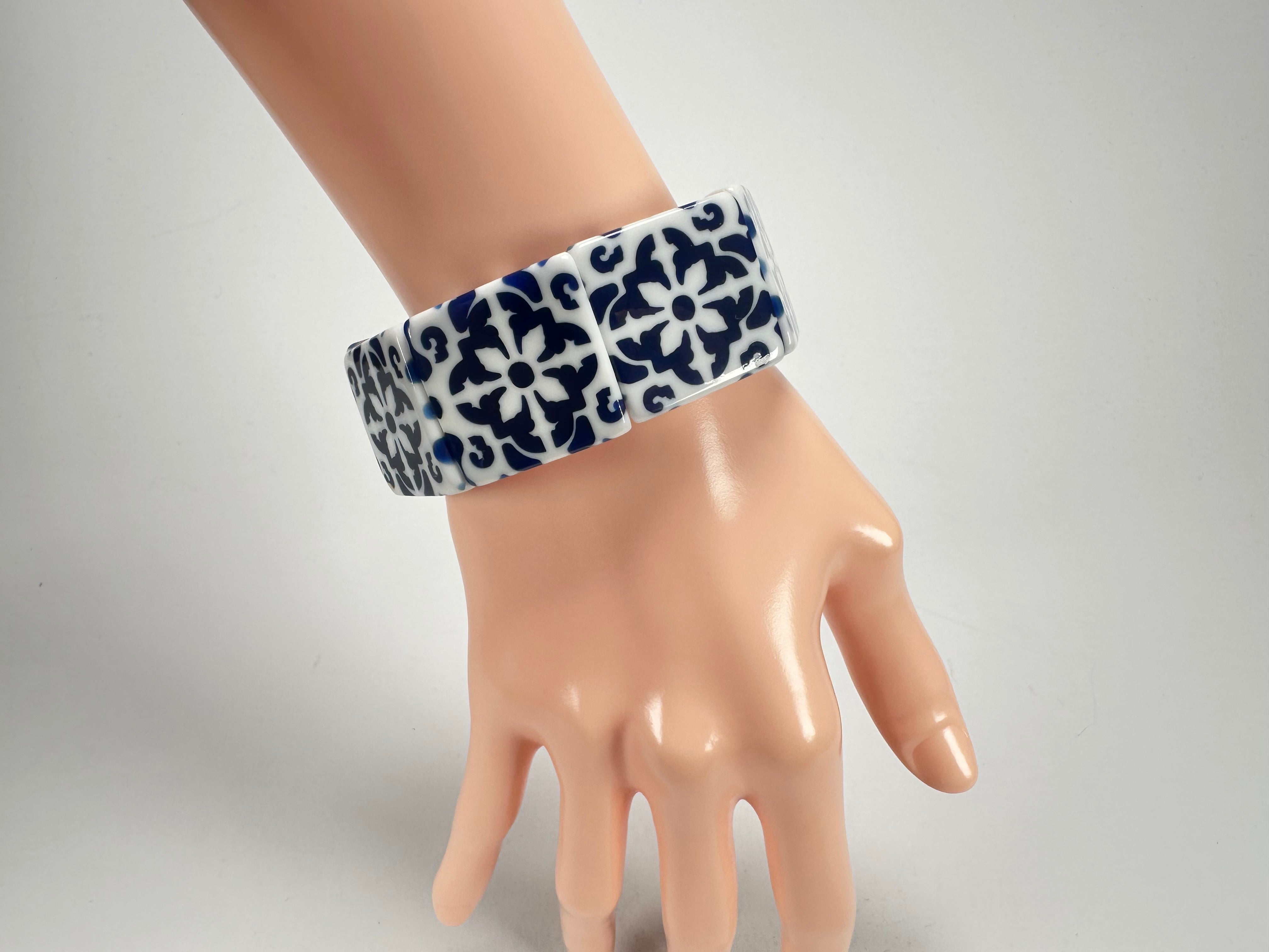 Sobral -  Lisboa "Belém" Elasticated Resin Bracelet ( 005477 )