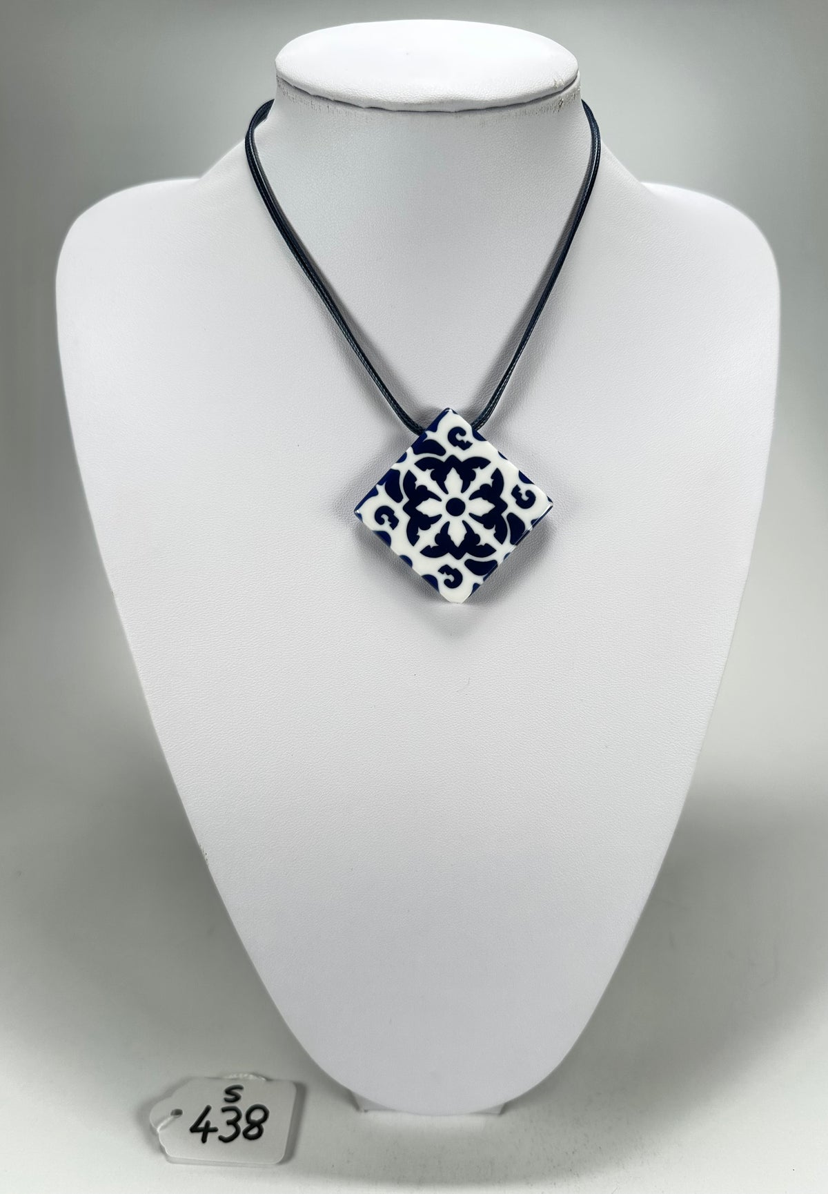 Sobral - Lisboa "Alfama" Resin Necklace ( 005476 )