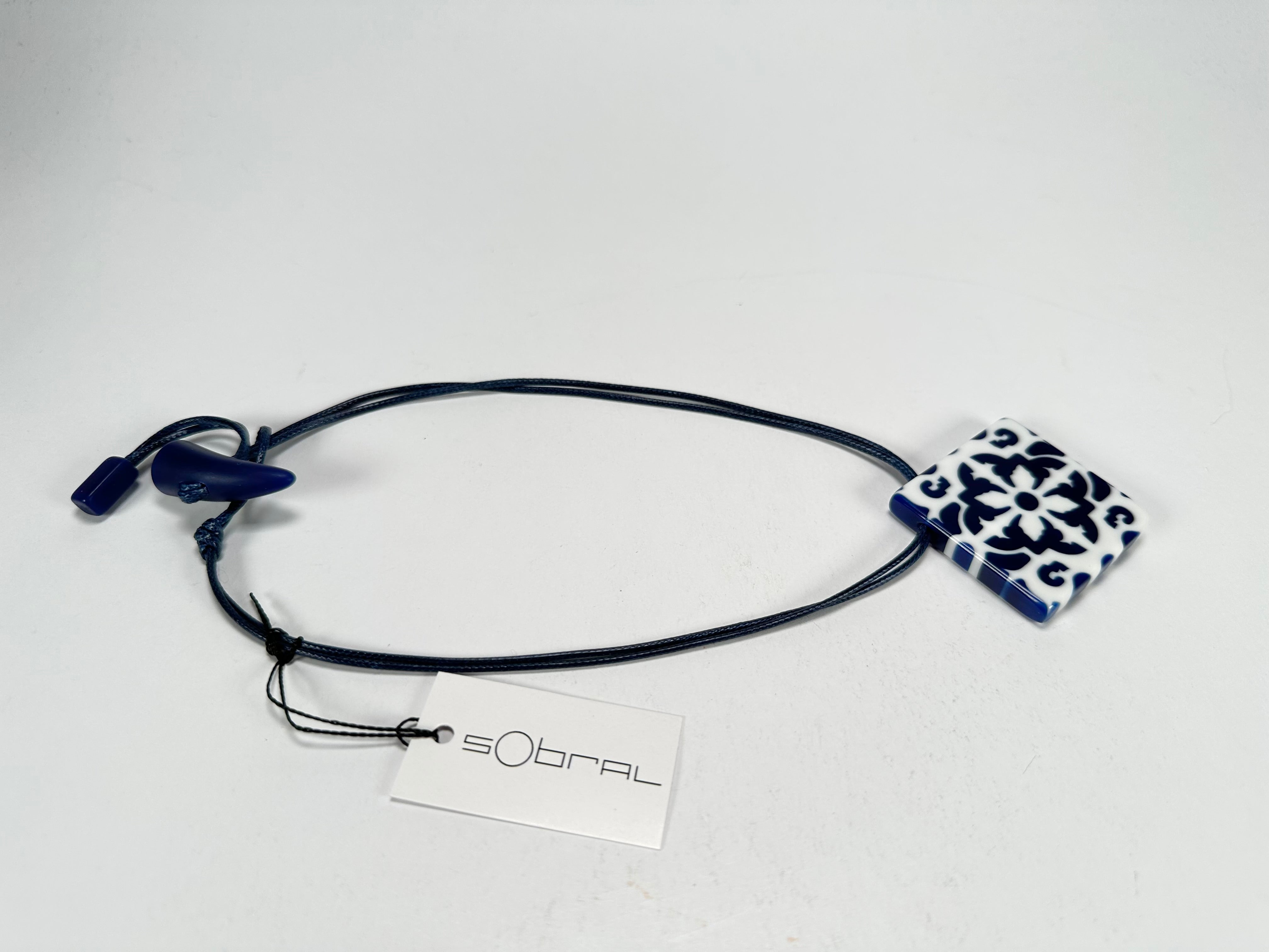 Sobral - Lisboa "Alfama" Resin Necklace ( 005476 )