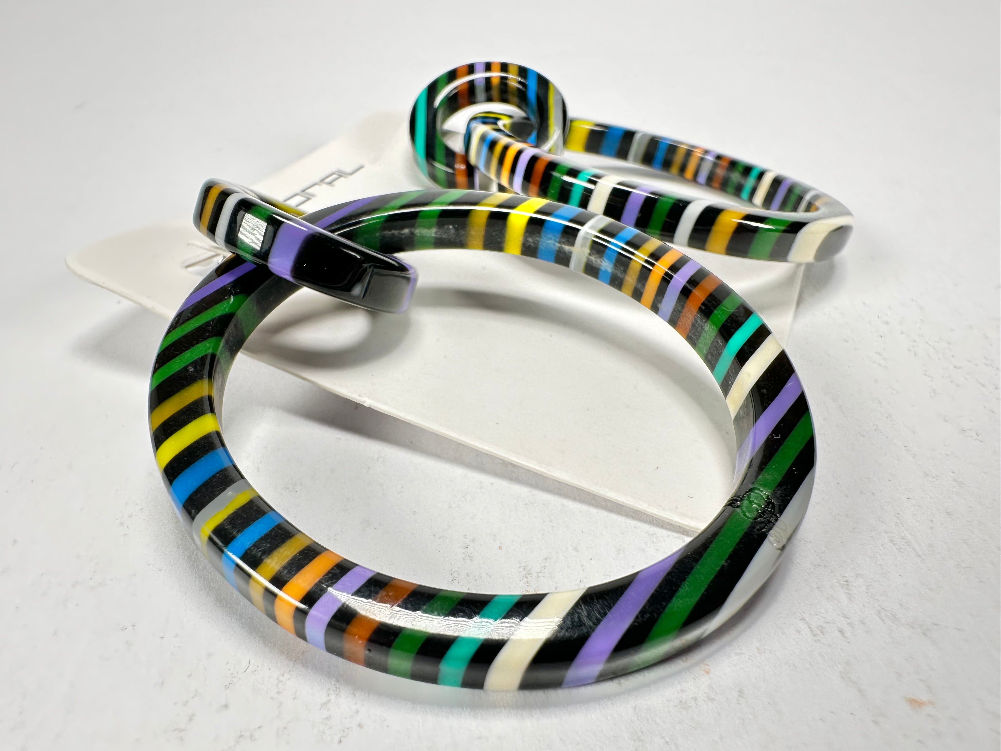 Sobral - Pop Art Noite "Tangled Hoops" Studio Creation Resin Earrings ( 000000 )