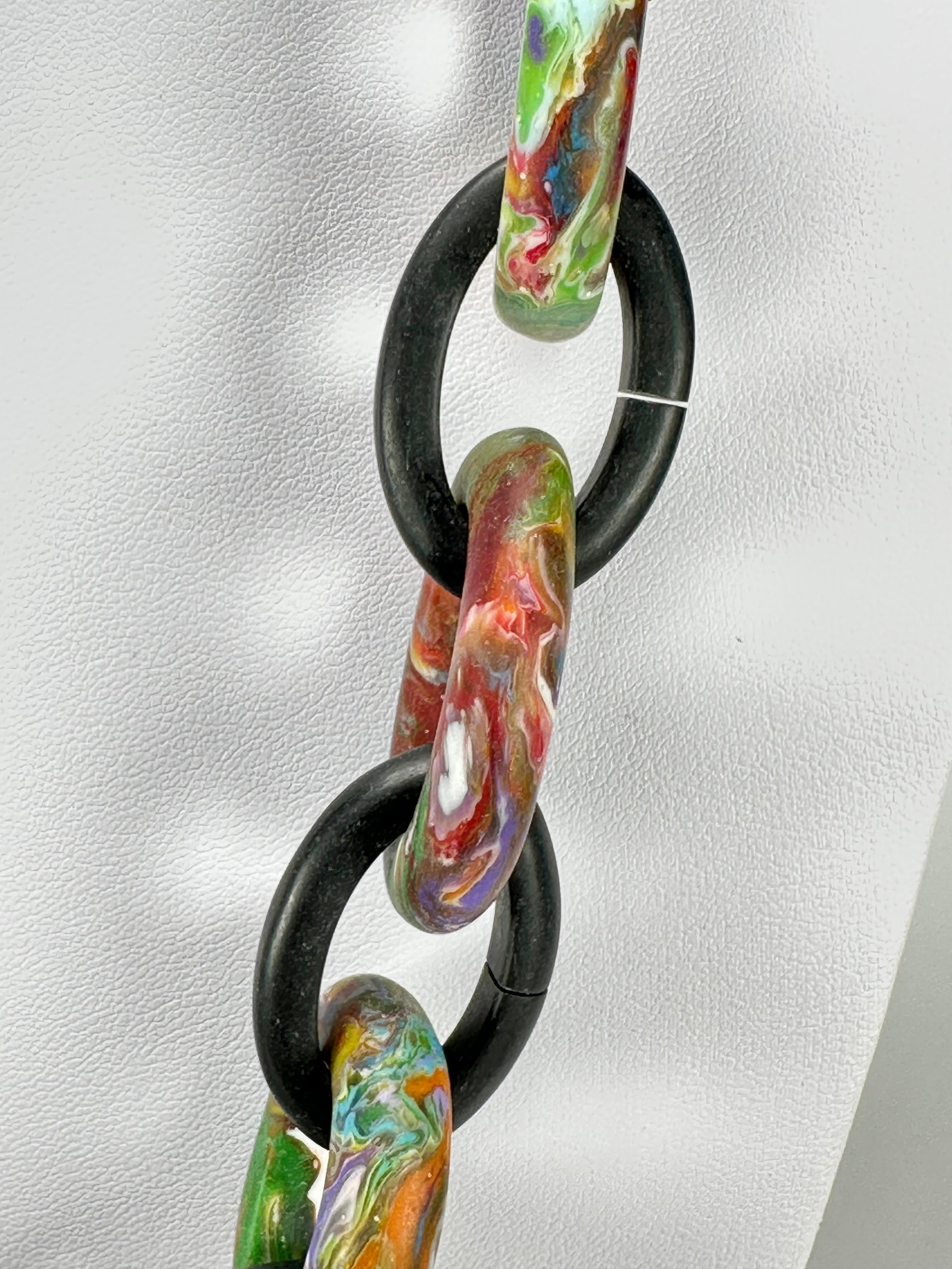 Sobral - Multi-Colour "MD Metis" Pollock Resin Necklace ( 005181 )